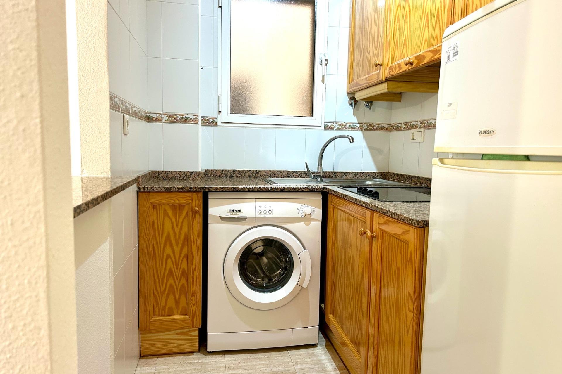 Reventa - Apartmentos -
Torrevieja - Center