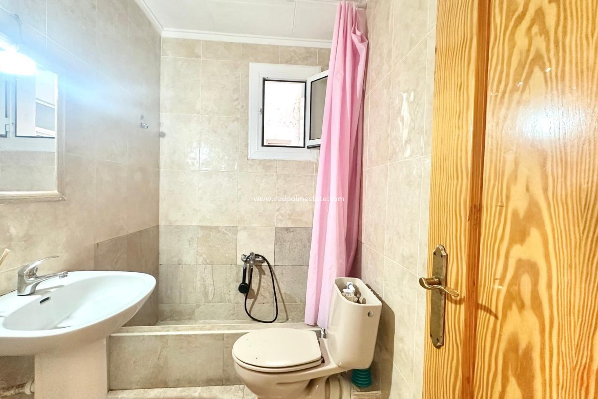 Reventa - Apartmentos -
Torrevieja - Center