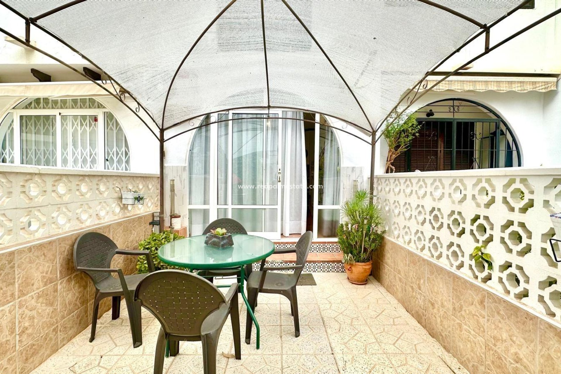 Reventa - Apartmentos -
Torrevieja - Center