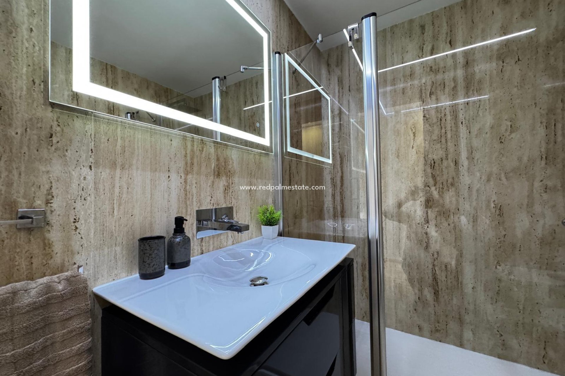 Reventa - Apartmentos -
Torrevieja - Center