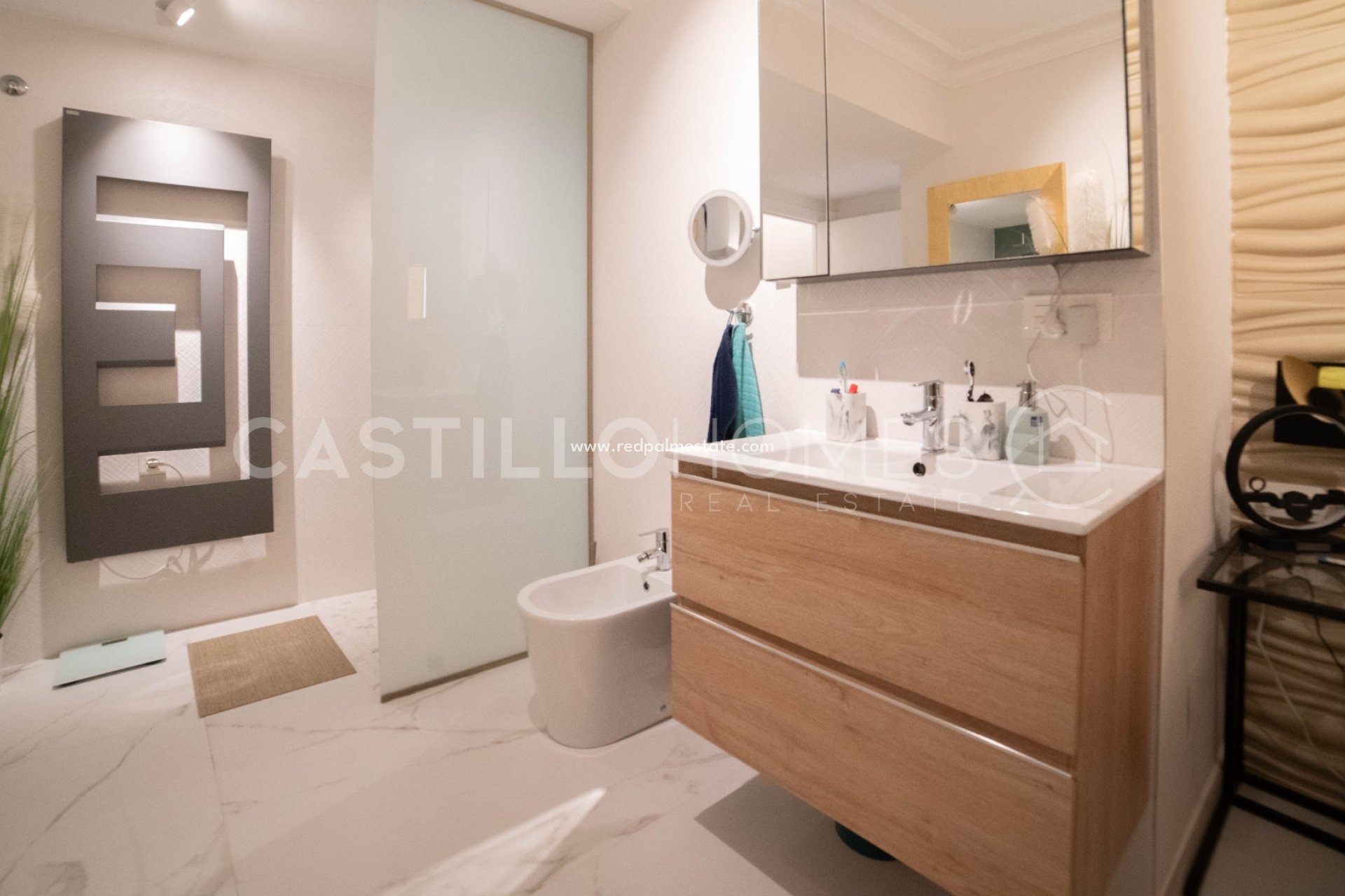 Reventa - Apartmentos -
Torrevieja - Centro Torrevieja