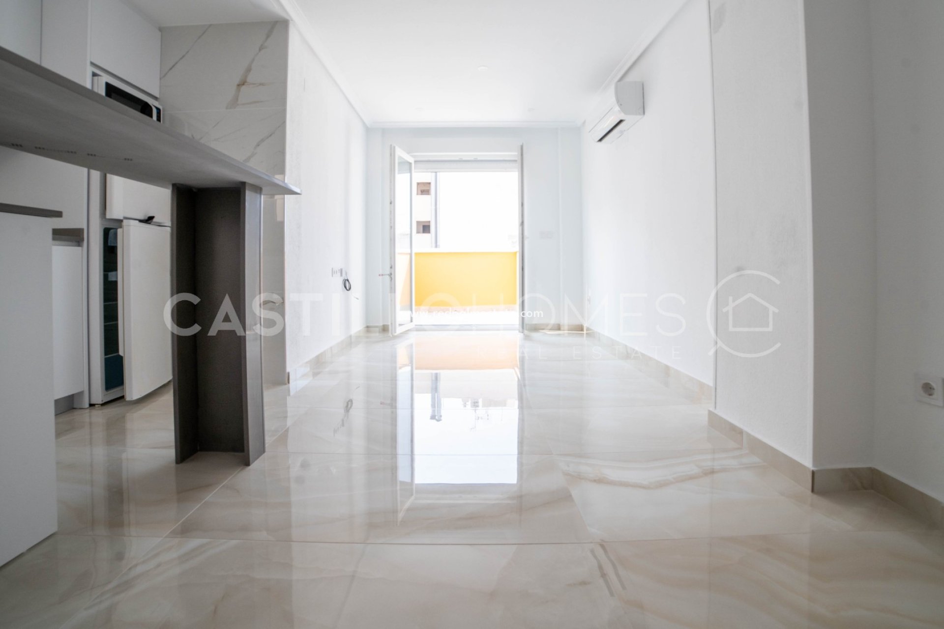 Reventa - Apartmentos -
Torrevieja - Centro Torrevieja