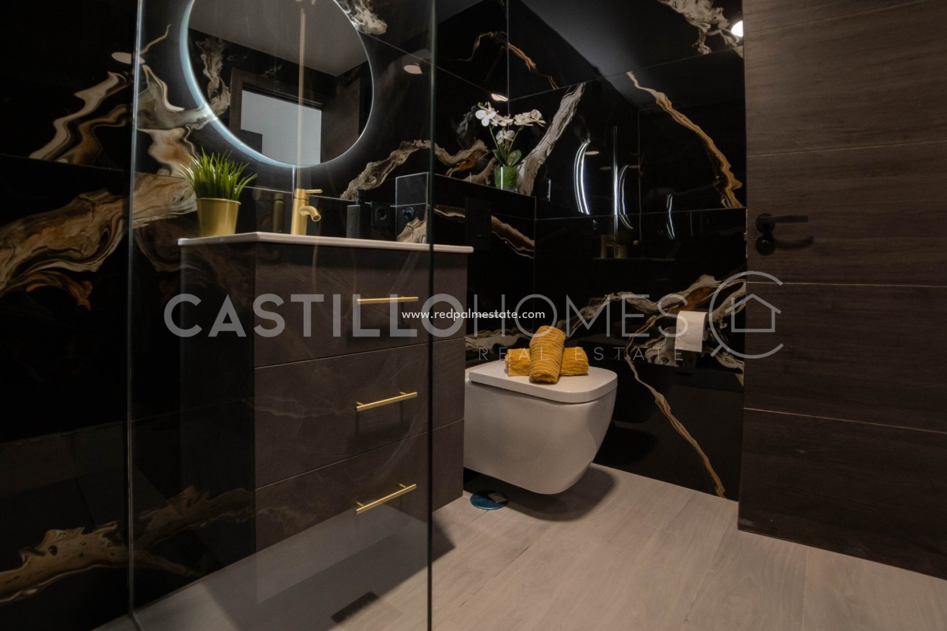 Reventa - Apartmentos -
Torrevieja - Centro Torrevieja