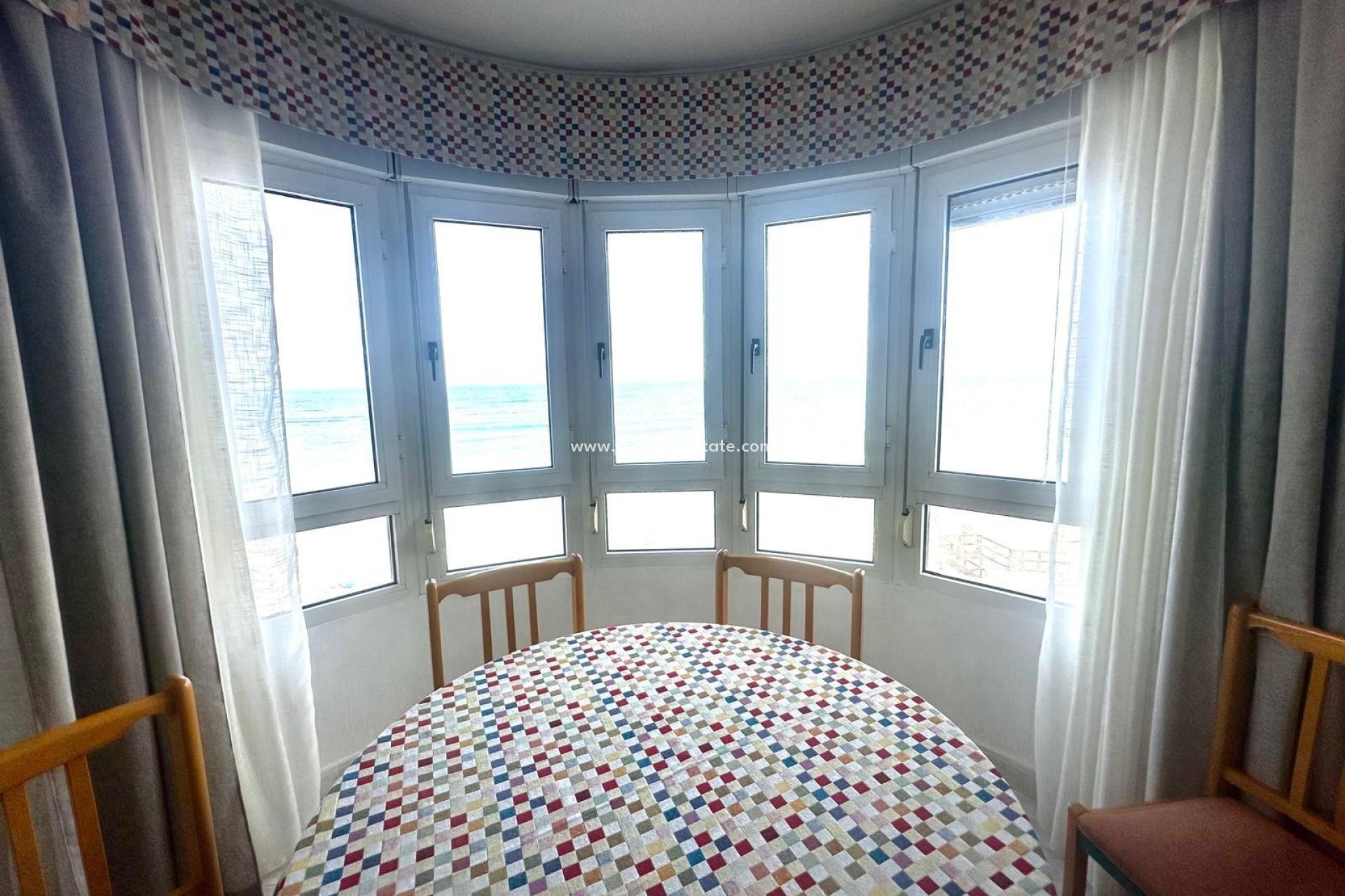 Reventa - Apartmentos -
Torrevieja - Centro Torrevieja