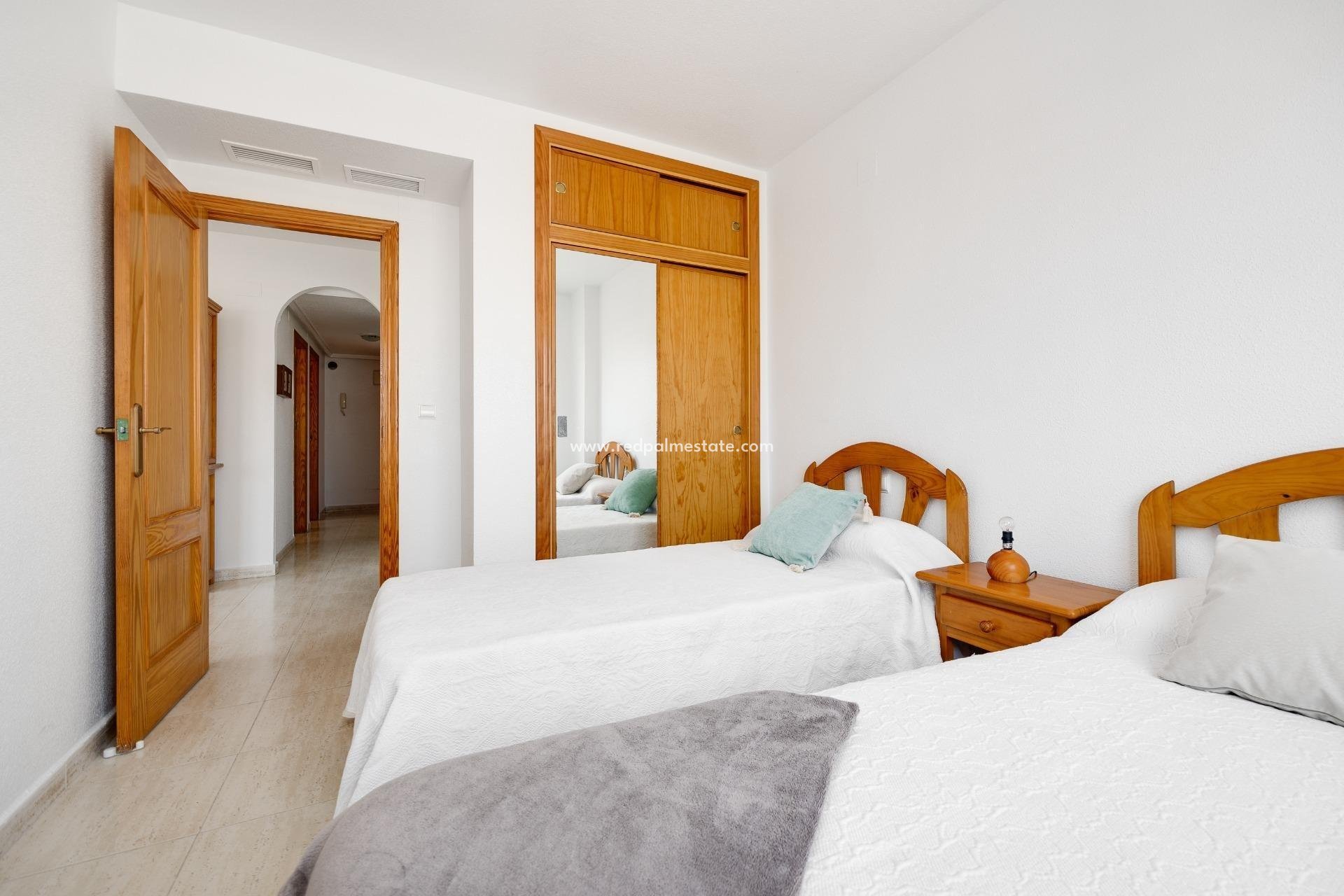 Reventa - Apartmentos -
Torrevieja - Centro Torrevieja