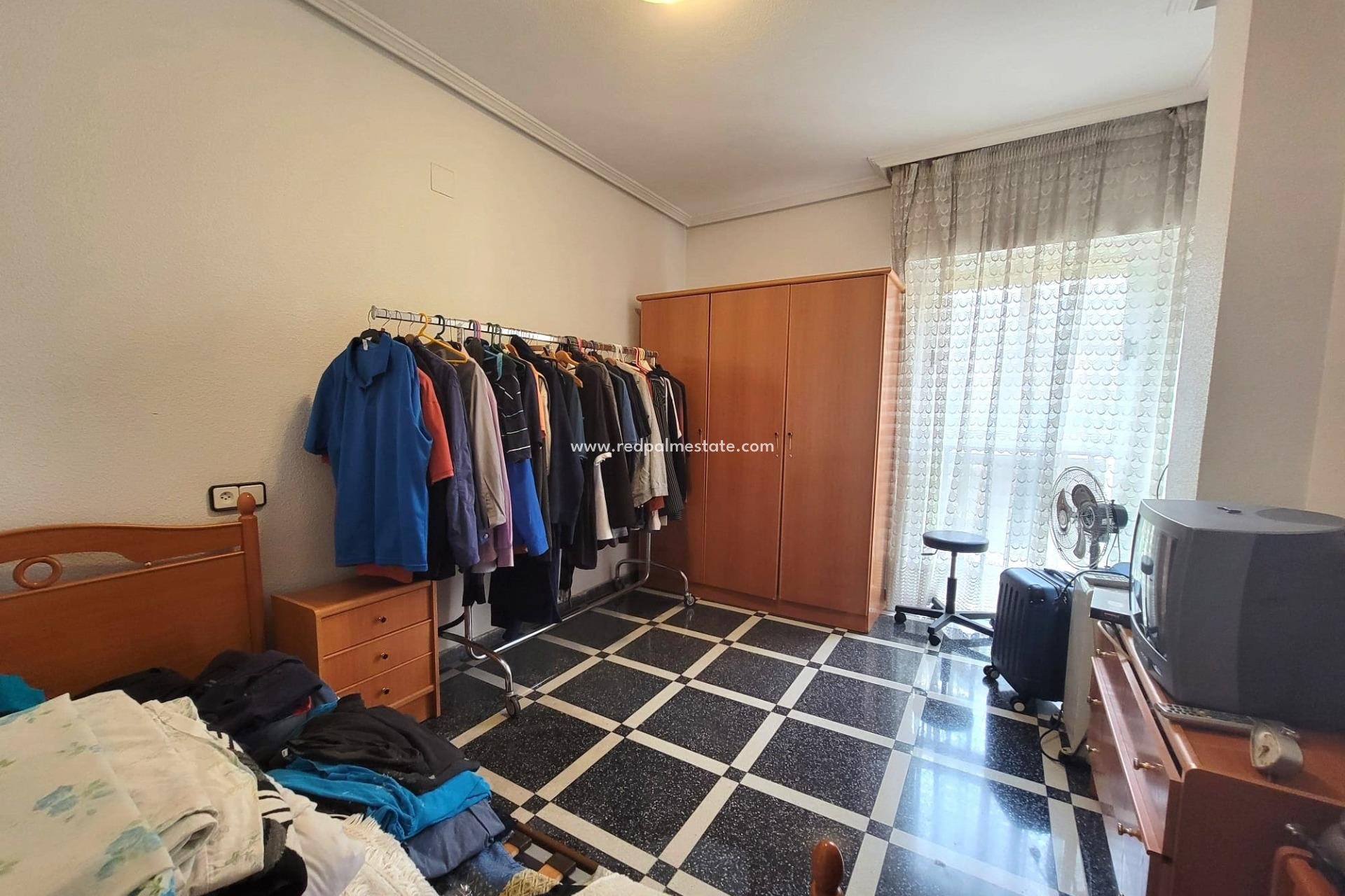 Reventa - Apartmentos -
Torrevieja - Centro Torrevieja