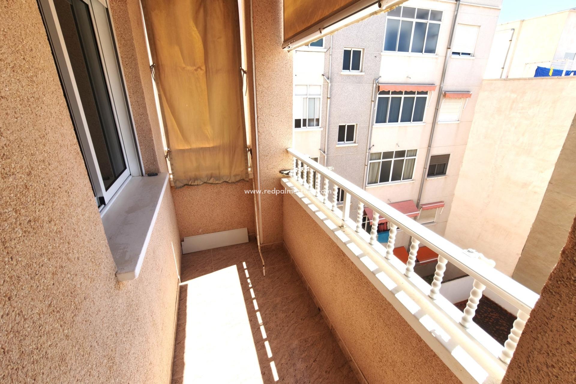 Reventa - Apartmentos -
Torrevieja - Centro Torrevieja