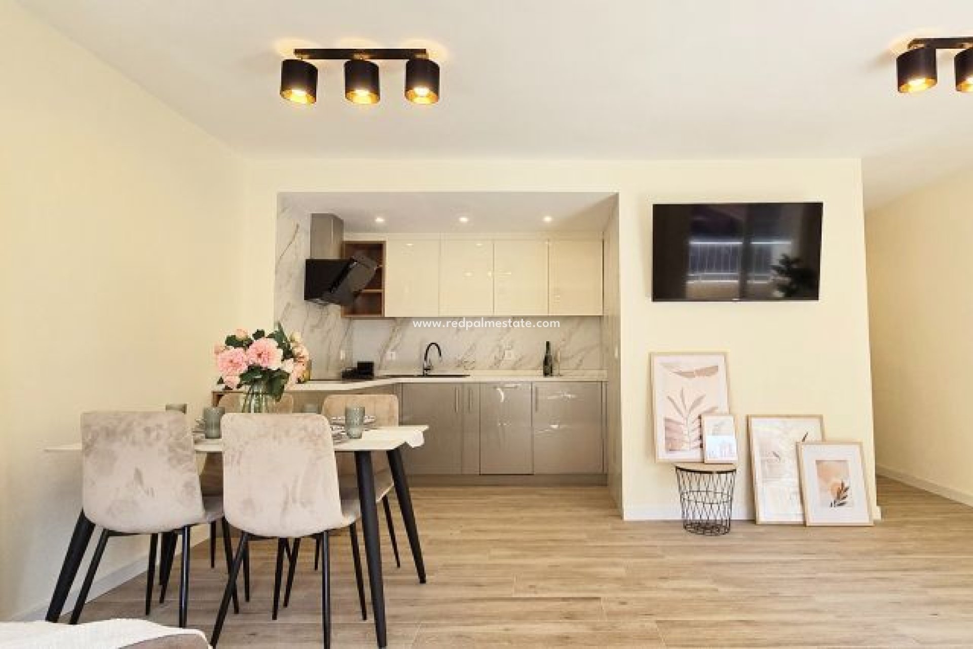 Reventa - Apartmentos -
Torrevieja - Centro Torrevieja