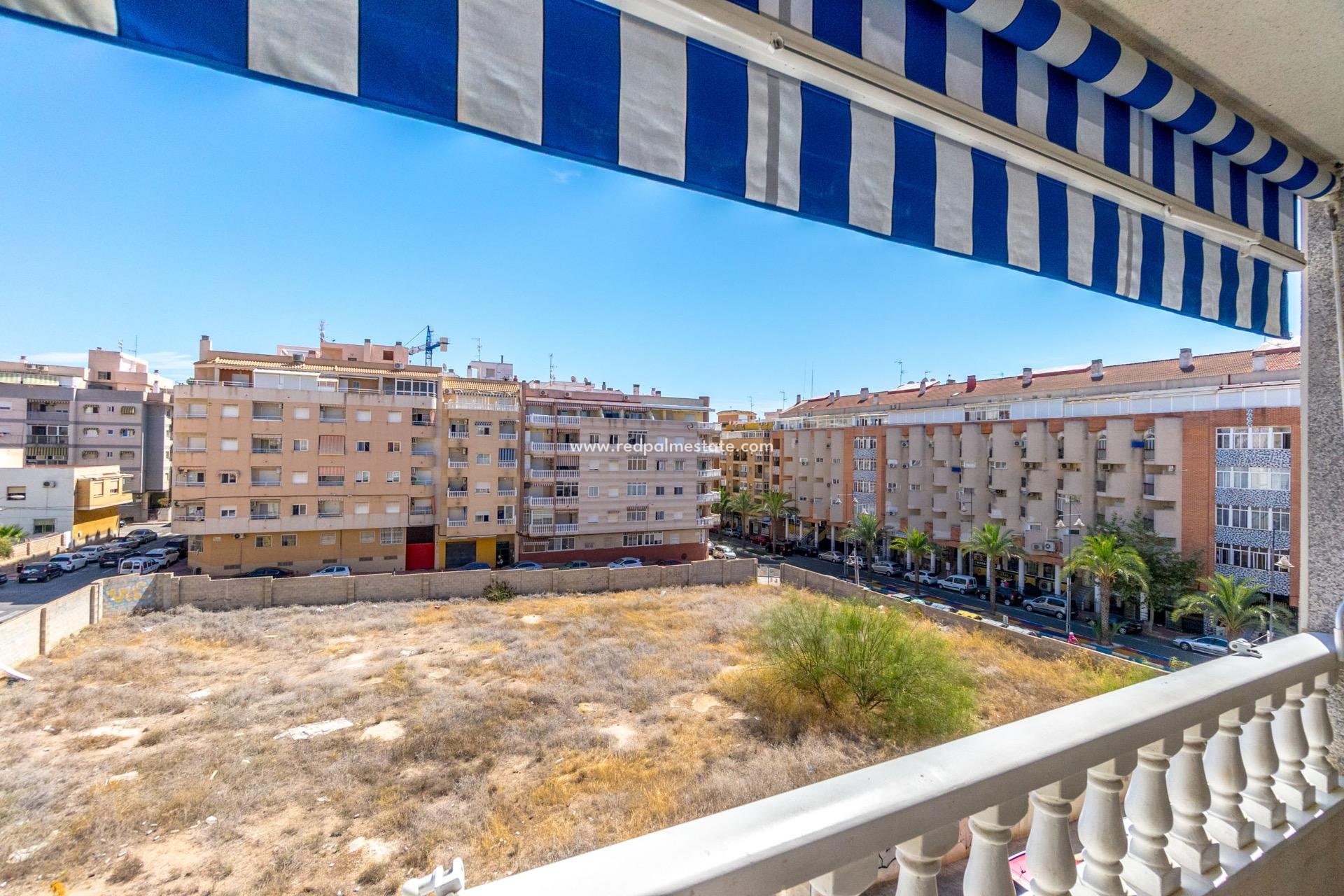 Reventa - Apartmentos -
Torrevieja - Centro Torrevieja
