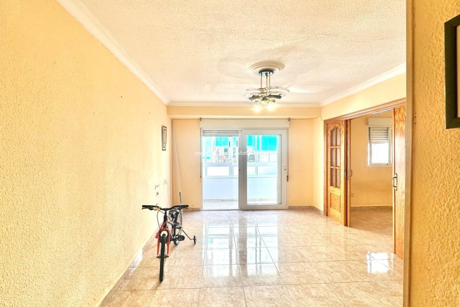 Reventa - Apartmentos -
Torrevieja - Centro Torrevieja