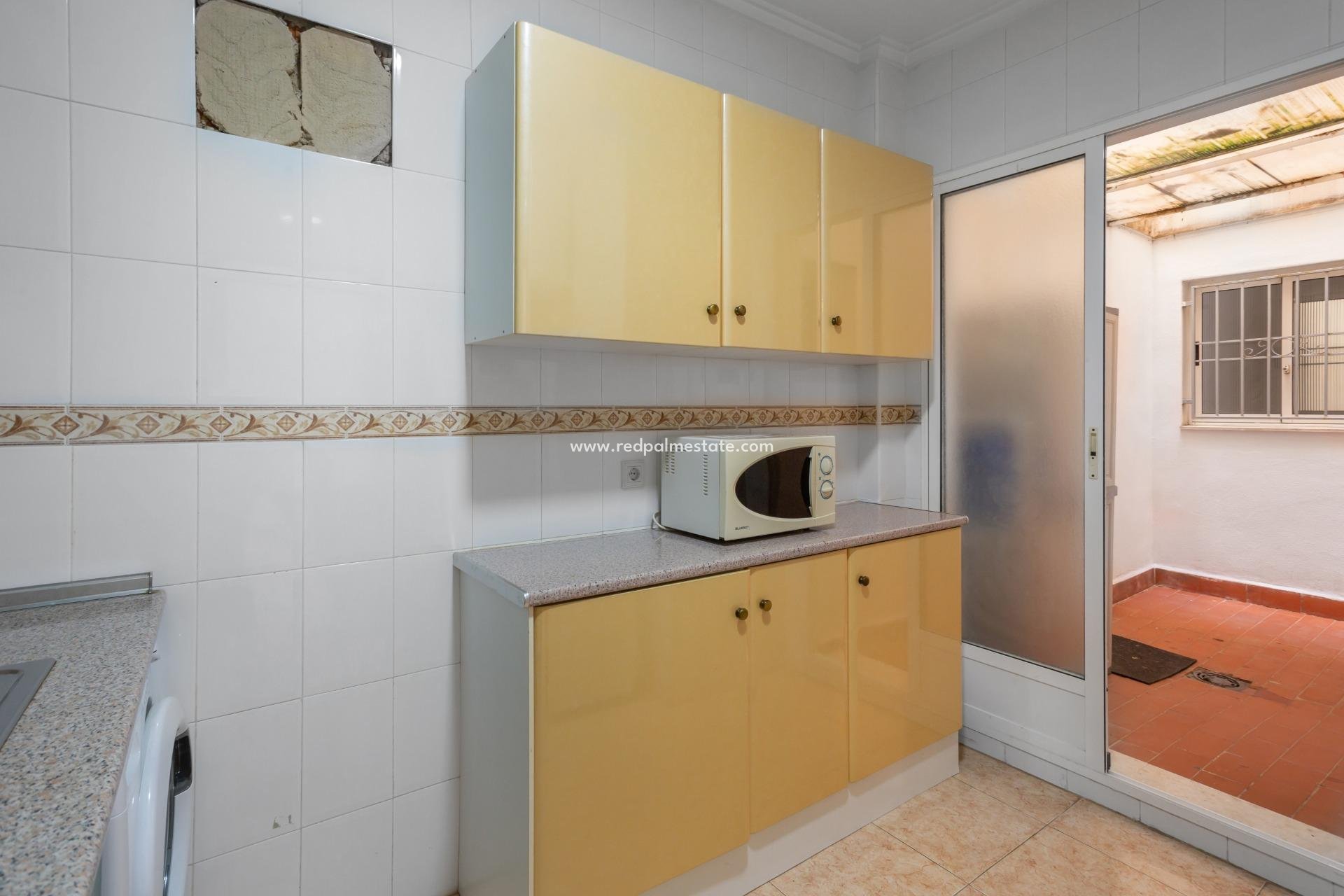 Reventa - Apartmentos -
Torrevieja - Centro Torrevieja