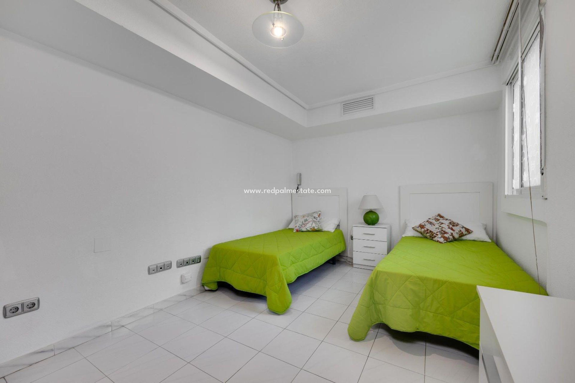 Reventa - Apartmentos -
Torrevieja - Centro Torrevieja