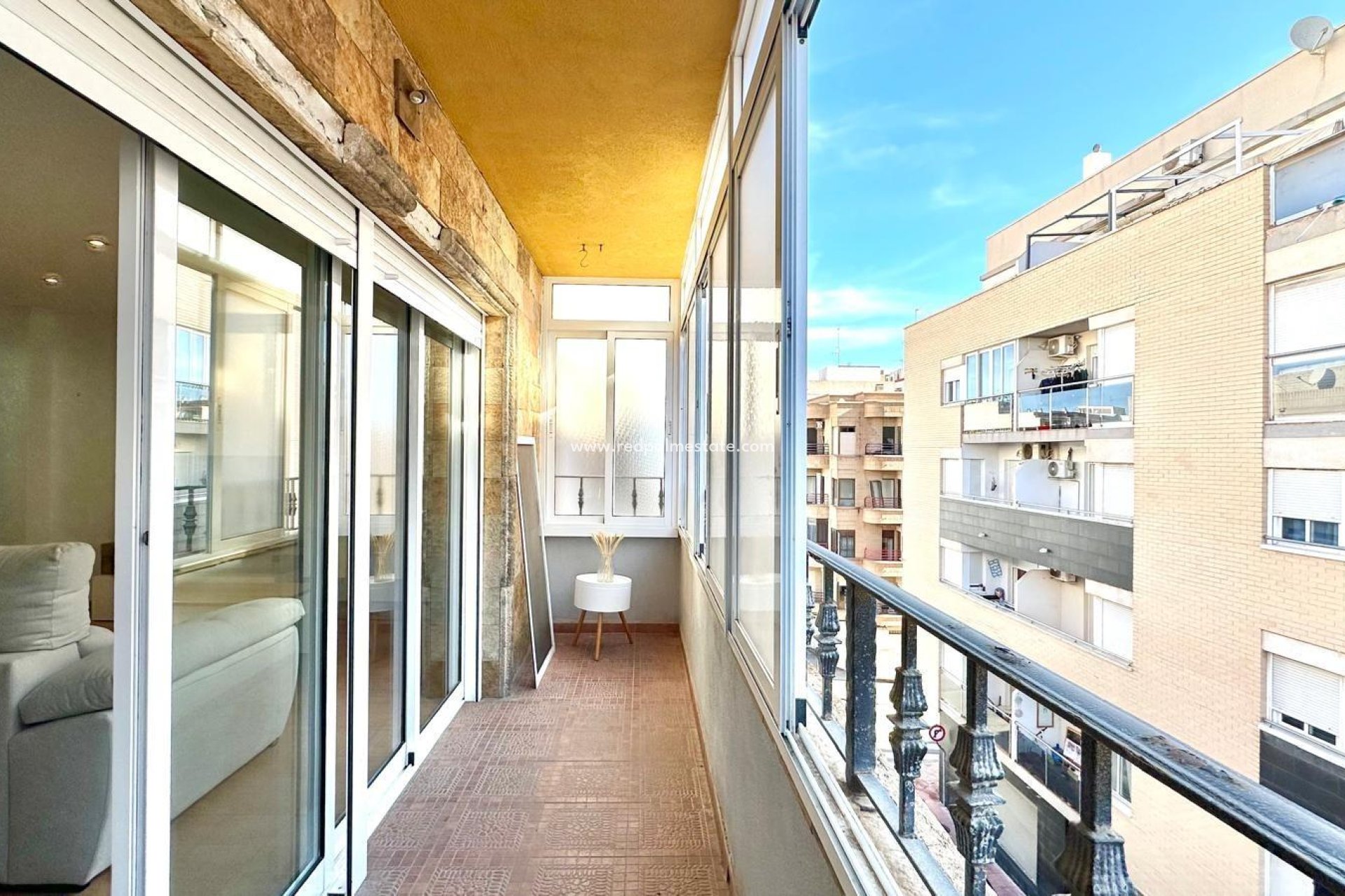 Reventa - Apartmentos -
Torrevieja - Centro Torrevieja