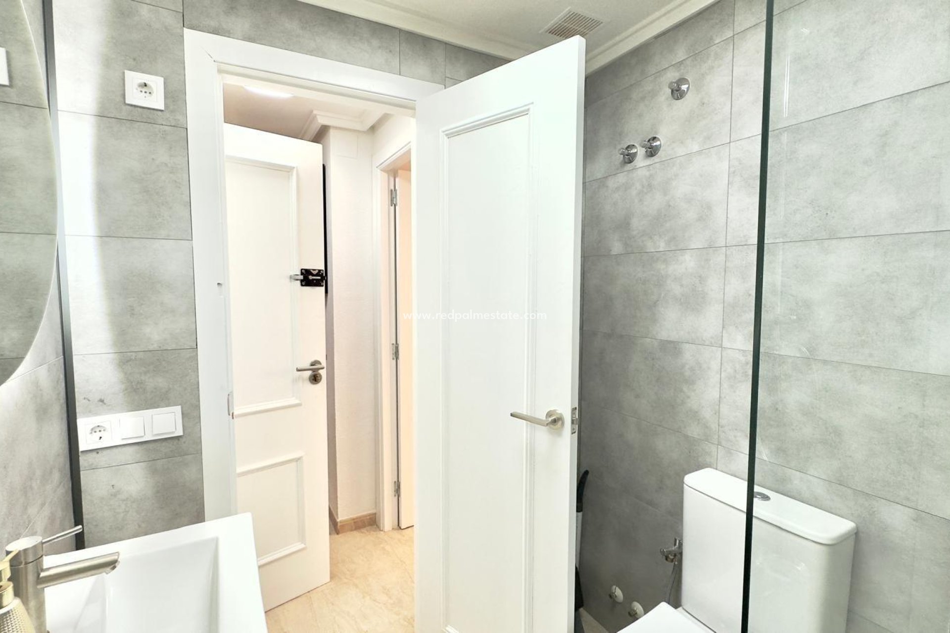 Reventa - Apartmentos -
Torrevieja - Centro Torrevieja