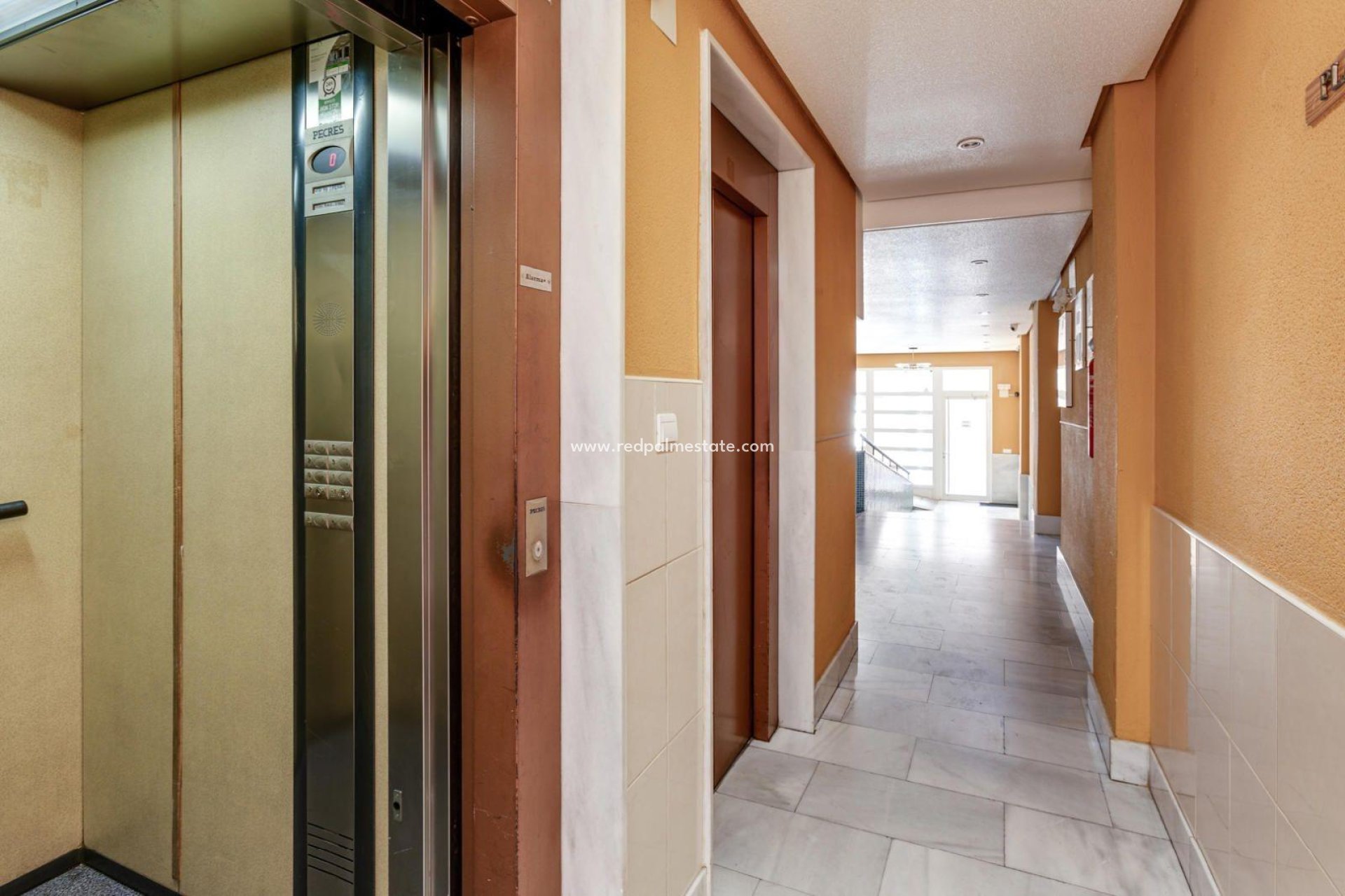 Reventa - Apartmentos -
Torrevieja - Centro Torrevieja