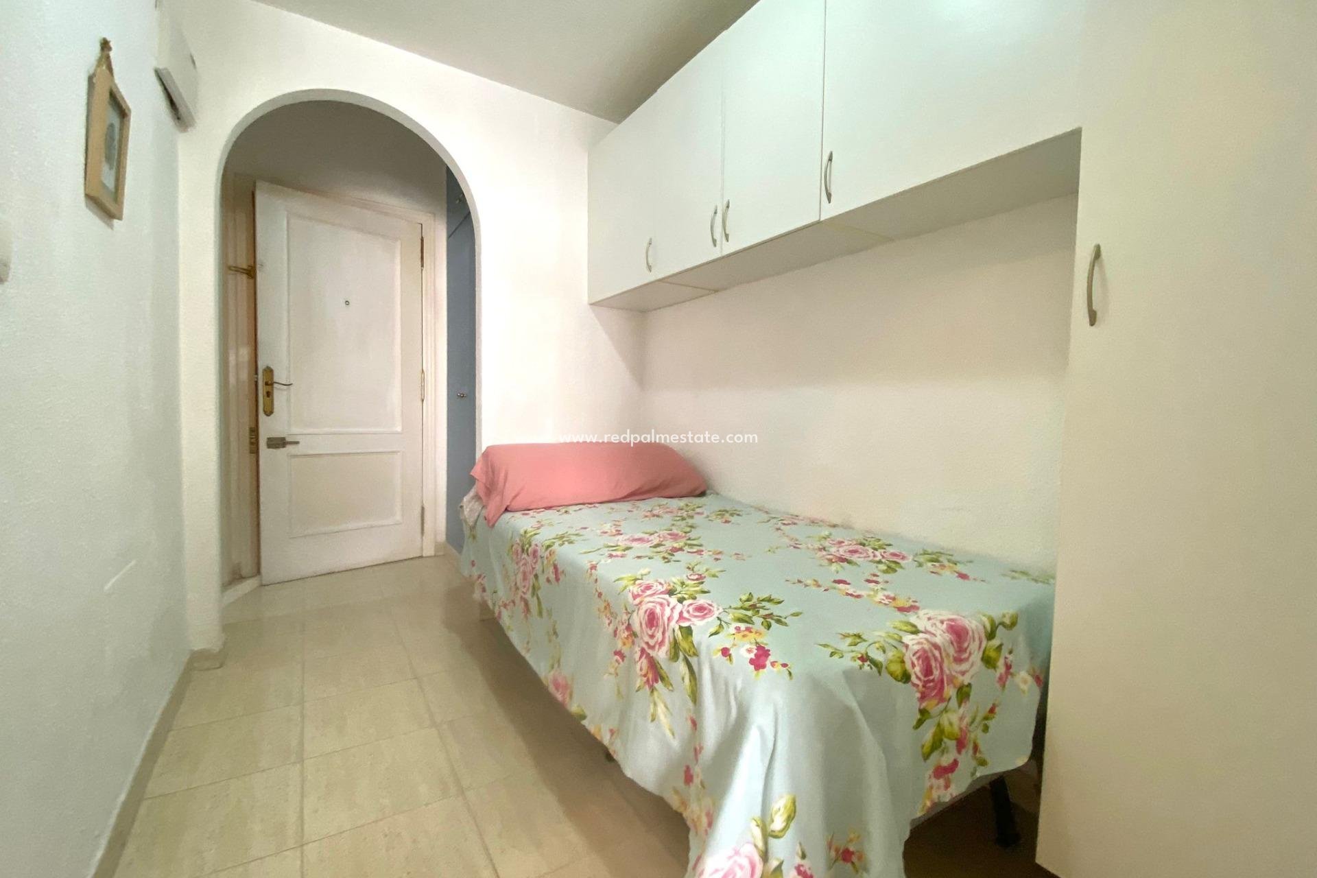 Reventa - Apartmentos -
Torrevieja - Centro Torrevieja