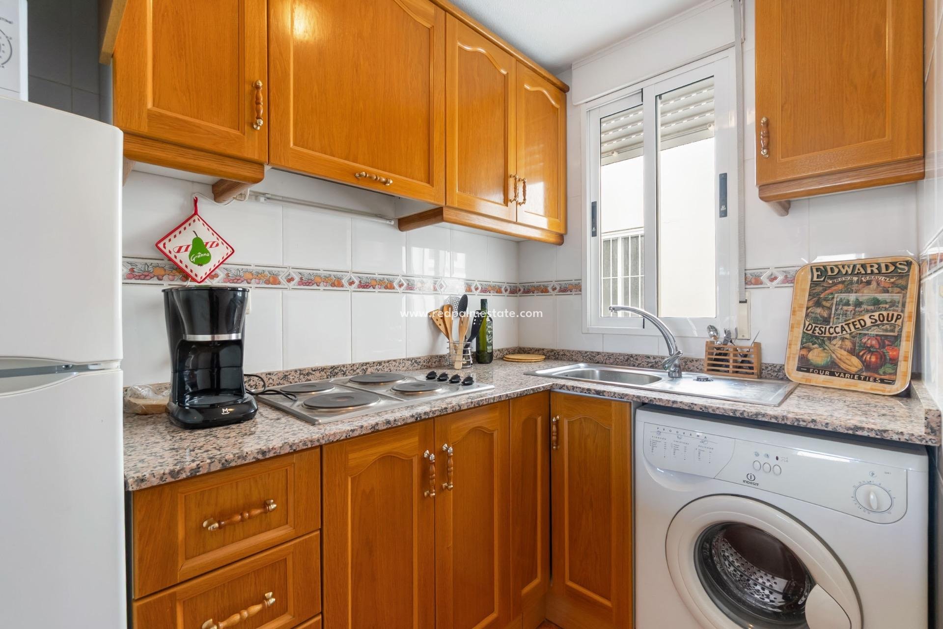 Reventa - Apartmentos -
Torrevieja - Centro Torrevieja