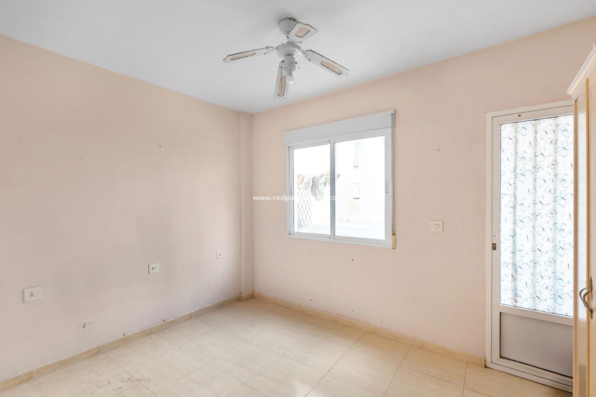 Reventa - Apartmentos -
Torrevieja - Centro Torrevieja