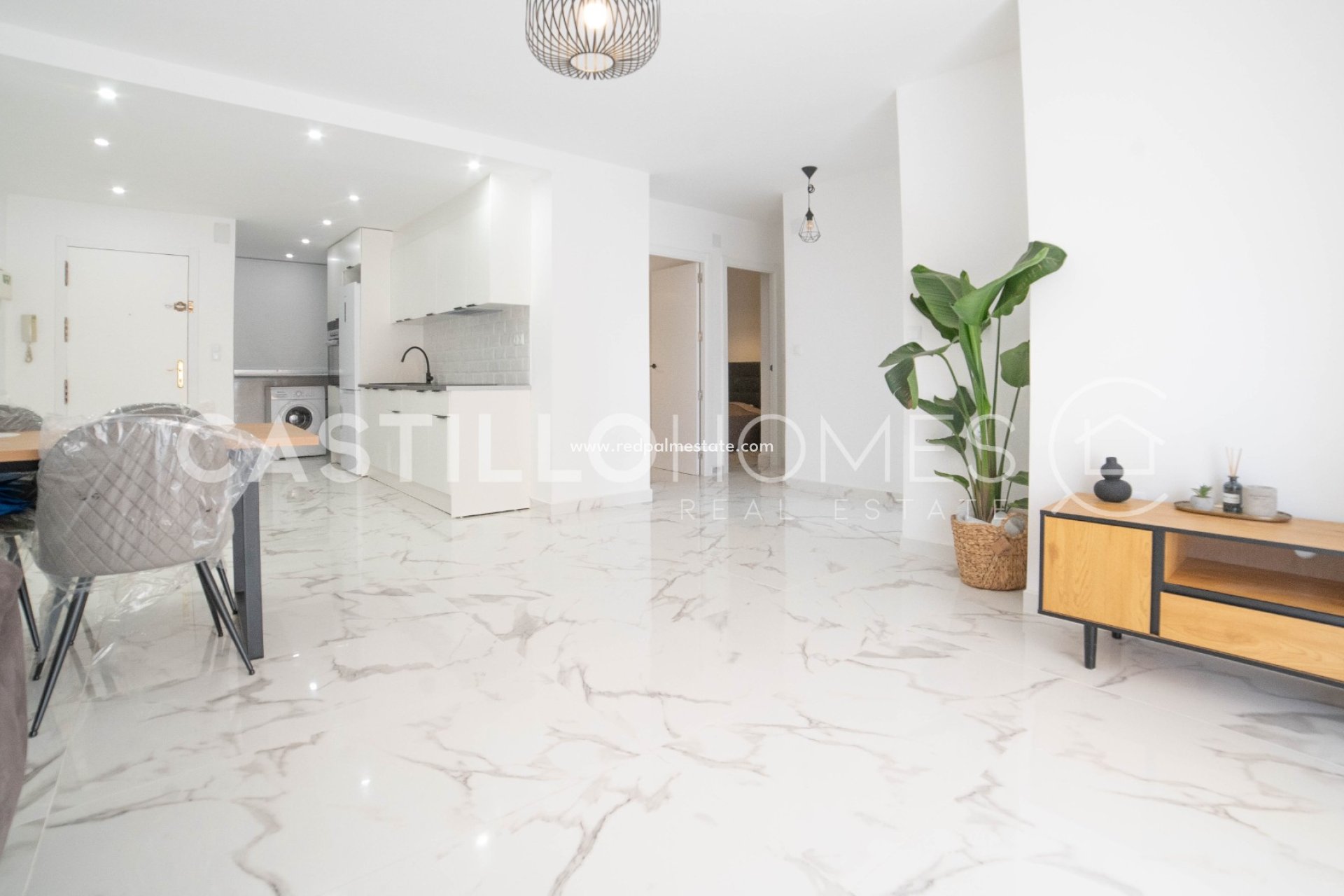 Reventa - Apartmentos -
Torrevieja - Centro Torrevieja