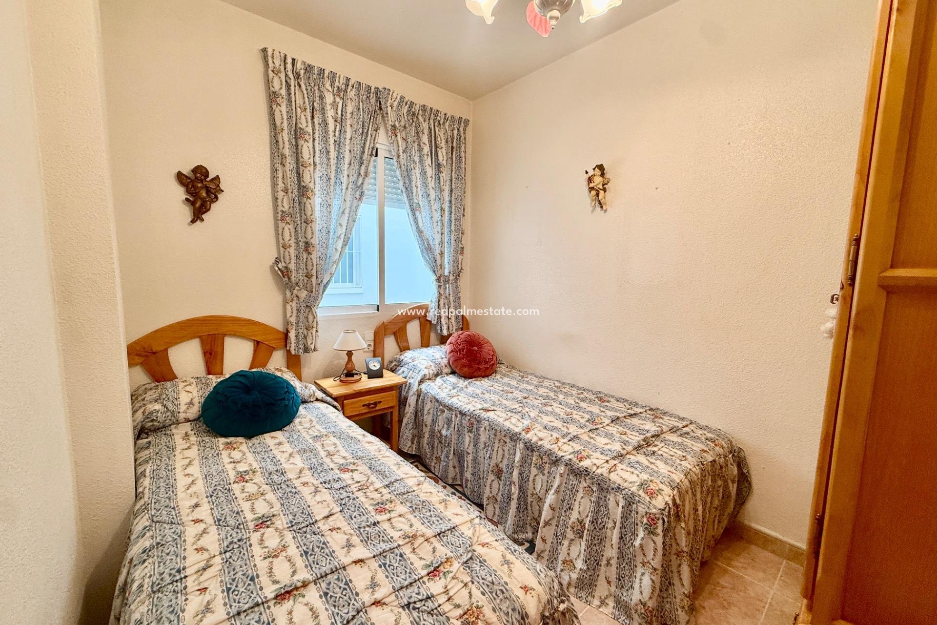 Reventa - Apartmentos -
Torrevieja - Centro Torrevieja