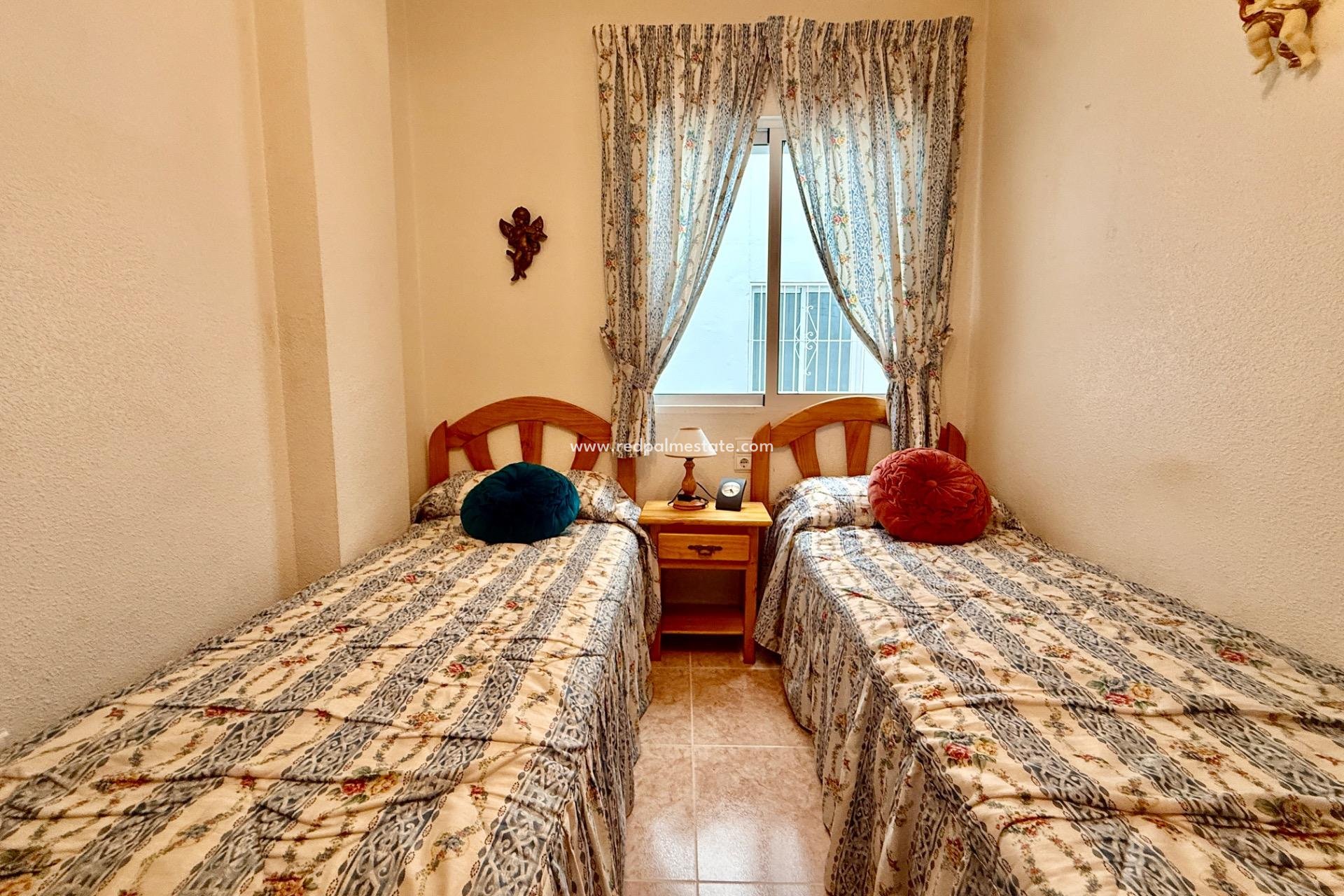 Reventa - Apartmentos -
Torrevieja - Centro Torrevieja