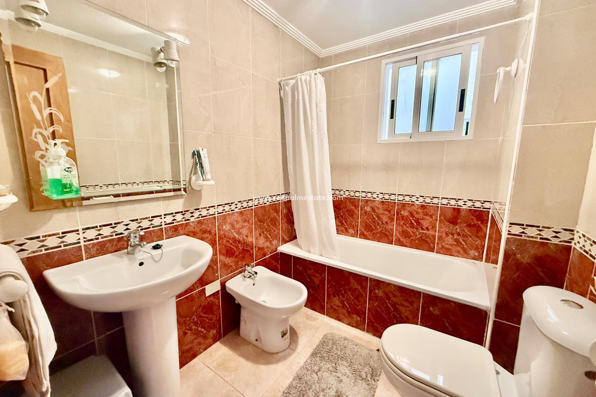 Reventa - Apartmentos -
Torrevieja - Centro Torrevieja
