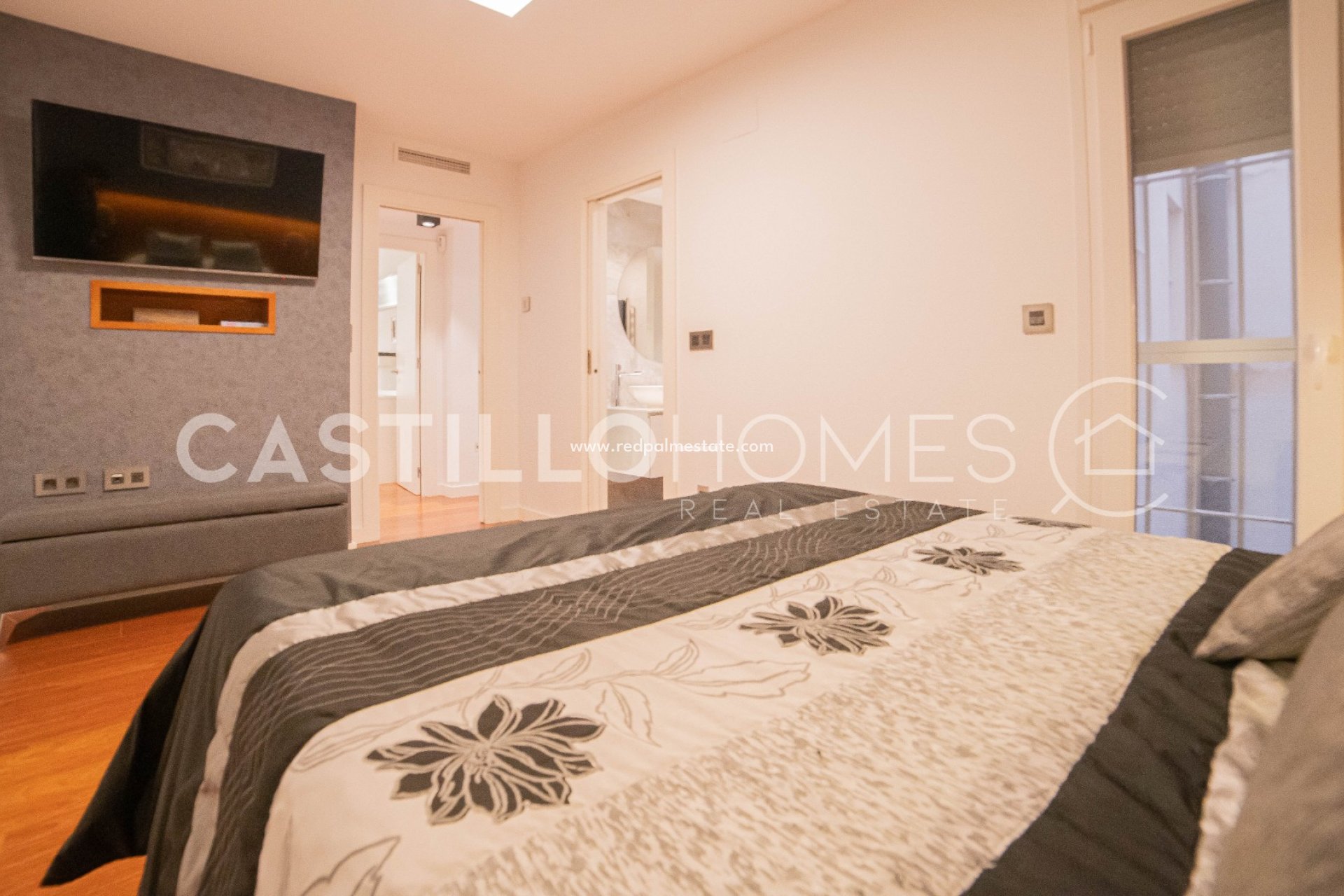 Reventa - Apartmentos -
Torrevieja - Centro Torrevieja