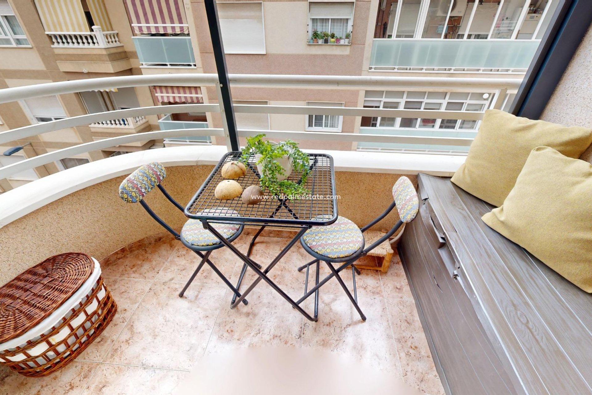 Reventa - Apartmentos -
Torrevieja - Centro Torrevieja