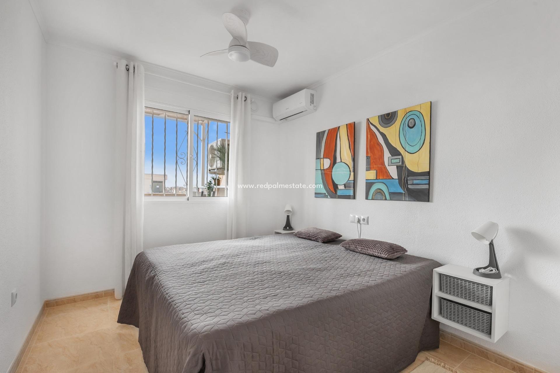 Reventa - Apartmentos -
Torrevieja - Centro Torrevieja