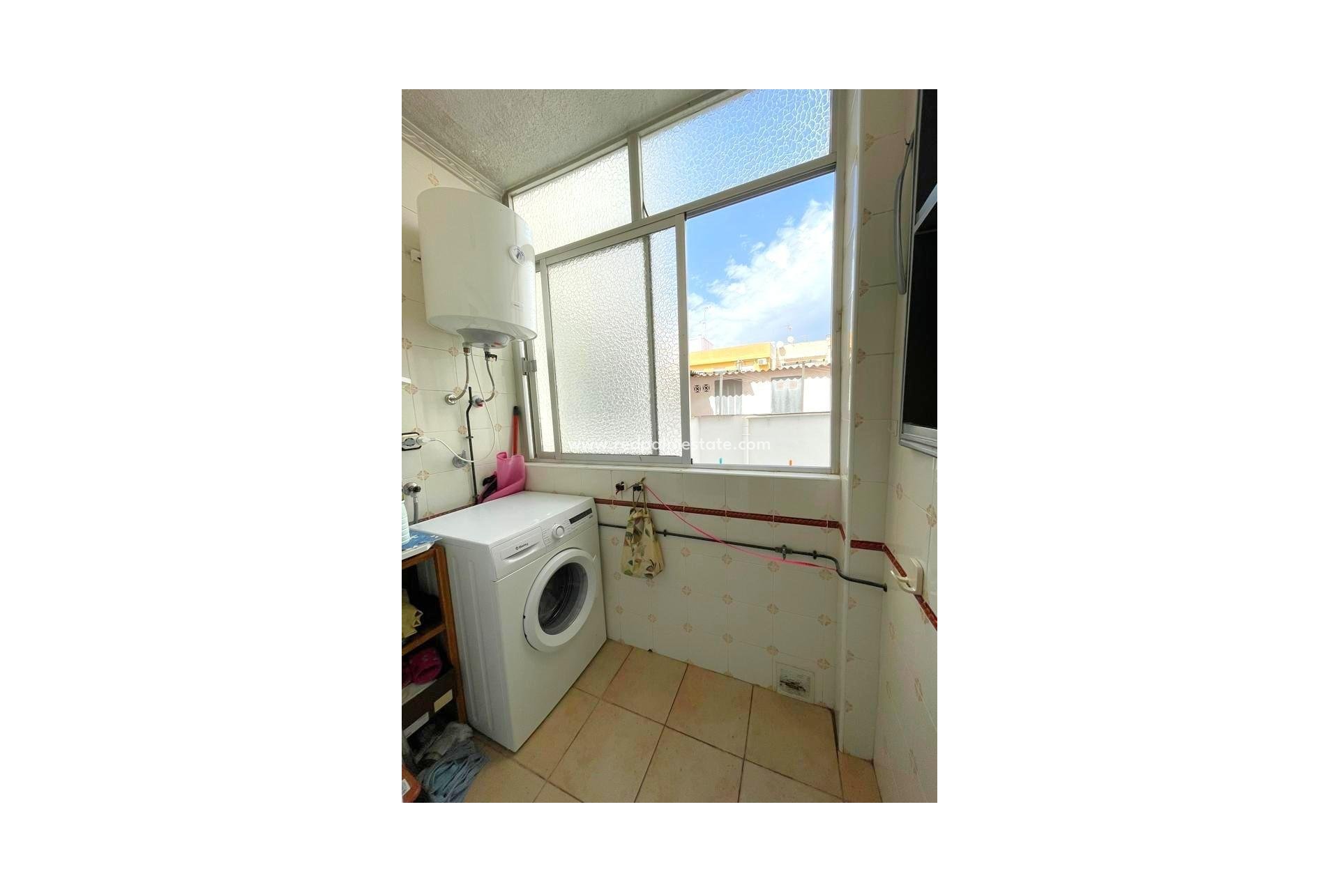 Reventa - Apartmentos -
Torrevieja - Centro Torrevieja