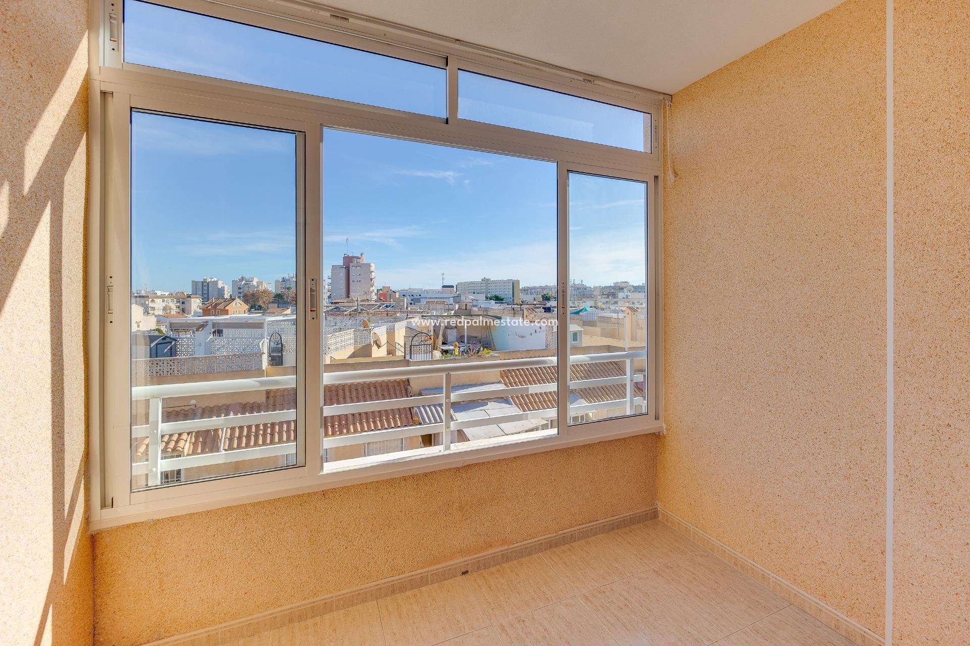Reventa - Apartmentos -
Torrevieja - Centro Torrevieja