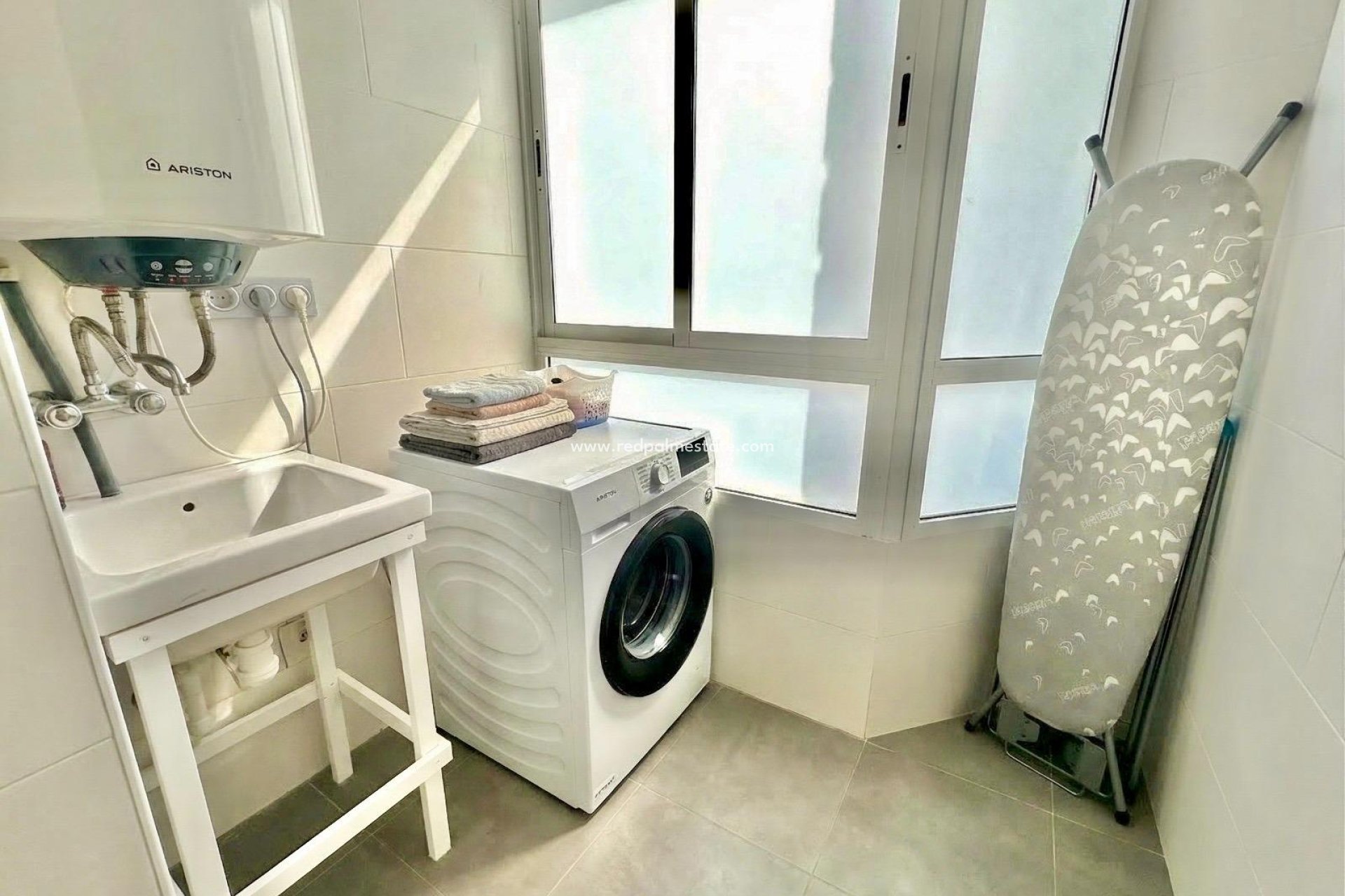 Reventa - Apartmentos -
Torrevieja - Centro Torrevieja