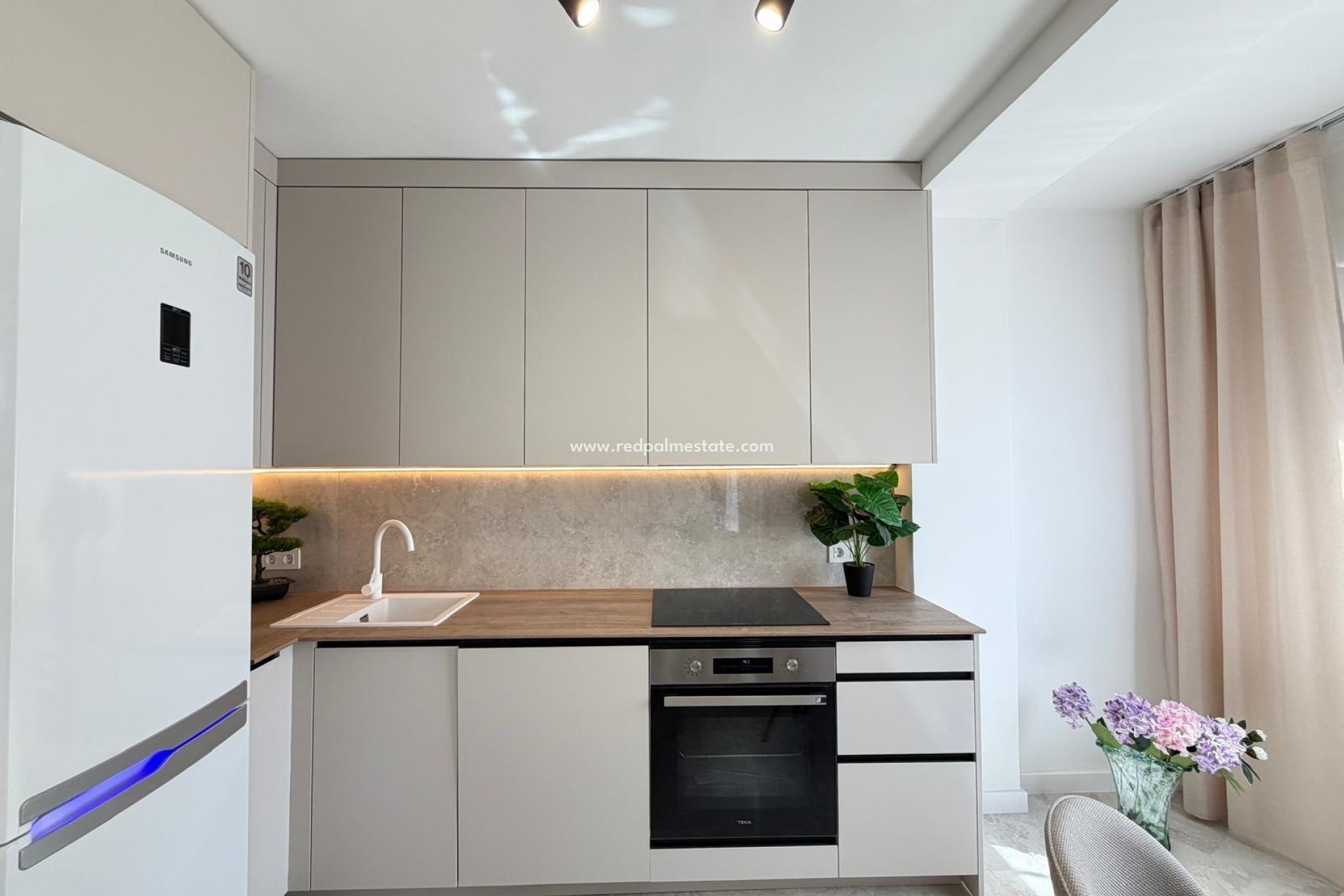 Reventa - Apartmentos -
Torrevieja - Centro Torrevieja