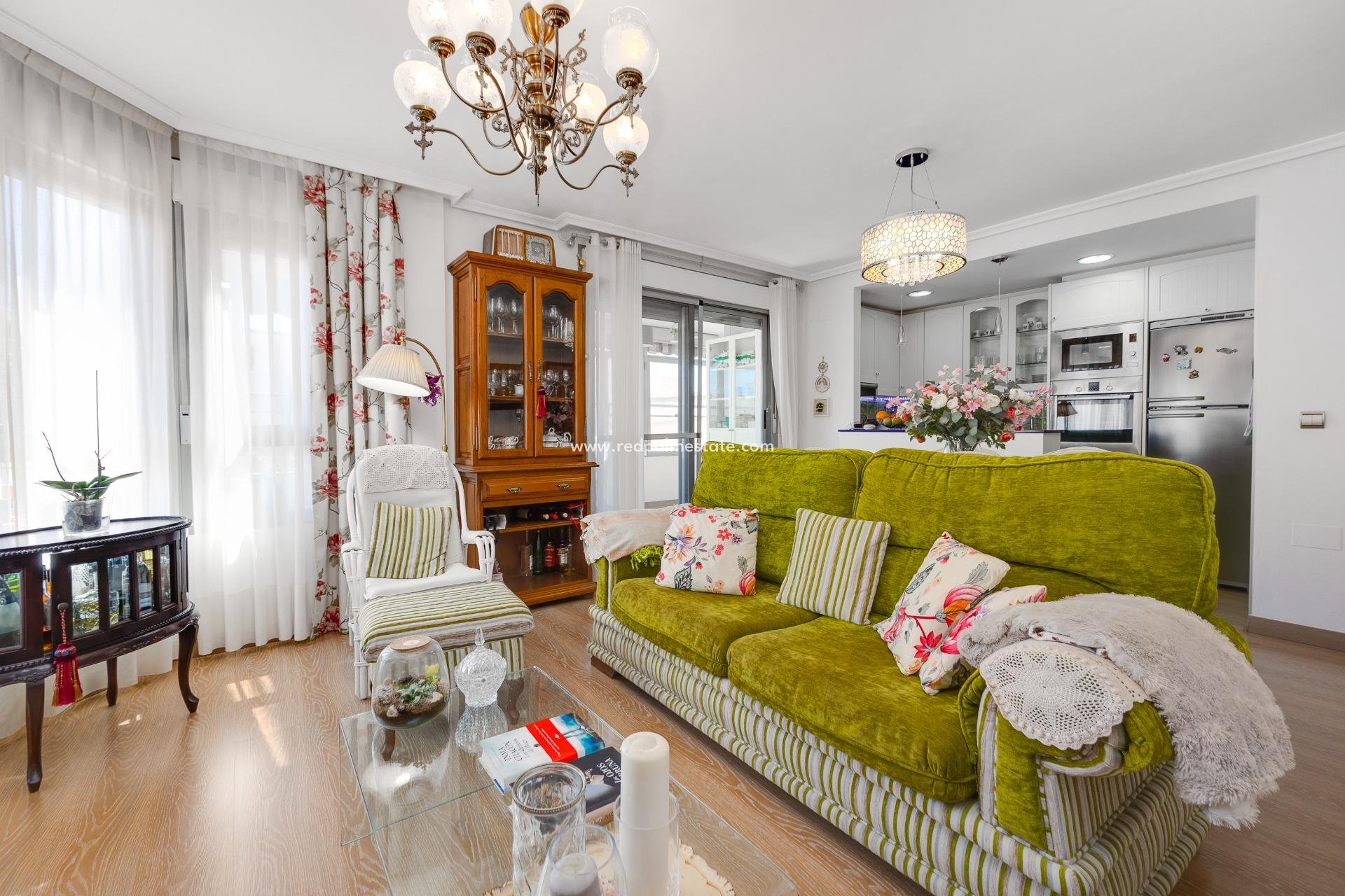 Reventa - Apartmentos -
Torrevieja - Centro Torrevieja