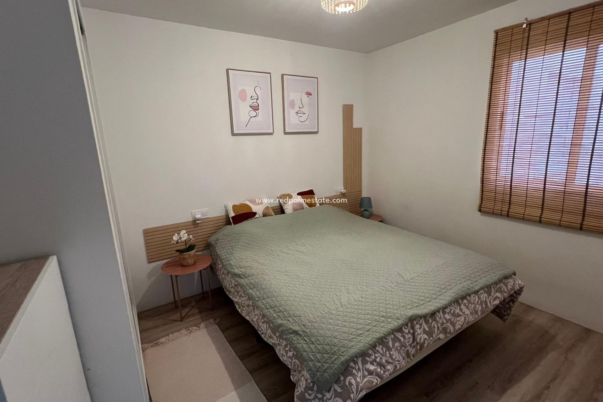 Reventa - Apartmentos -
Torrevieja - Centro Torrevieja