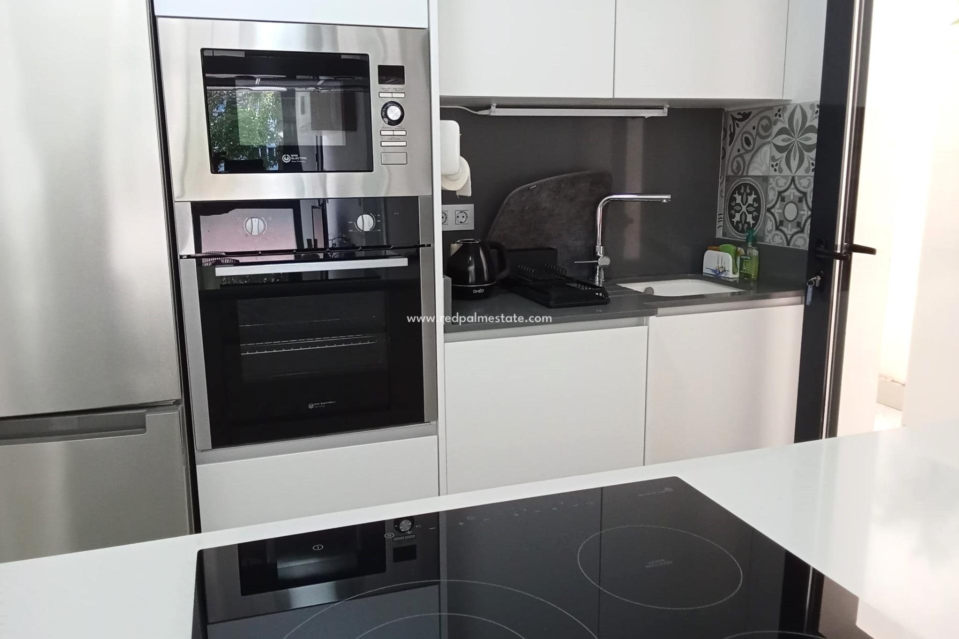 Reventa - Apartmentos -
Torrevieja - Centro Torrevieja