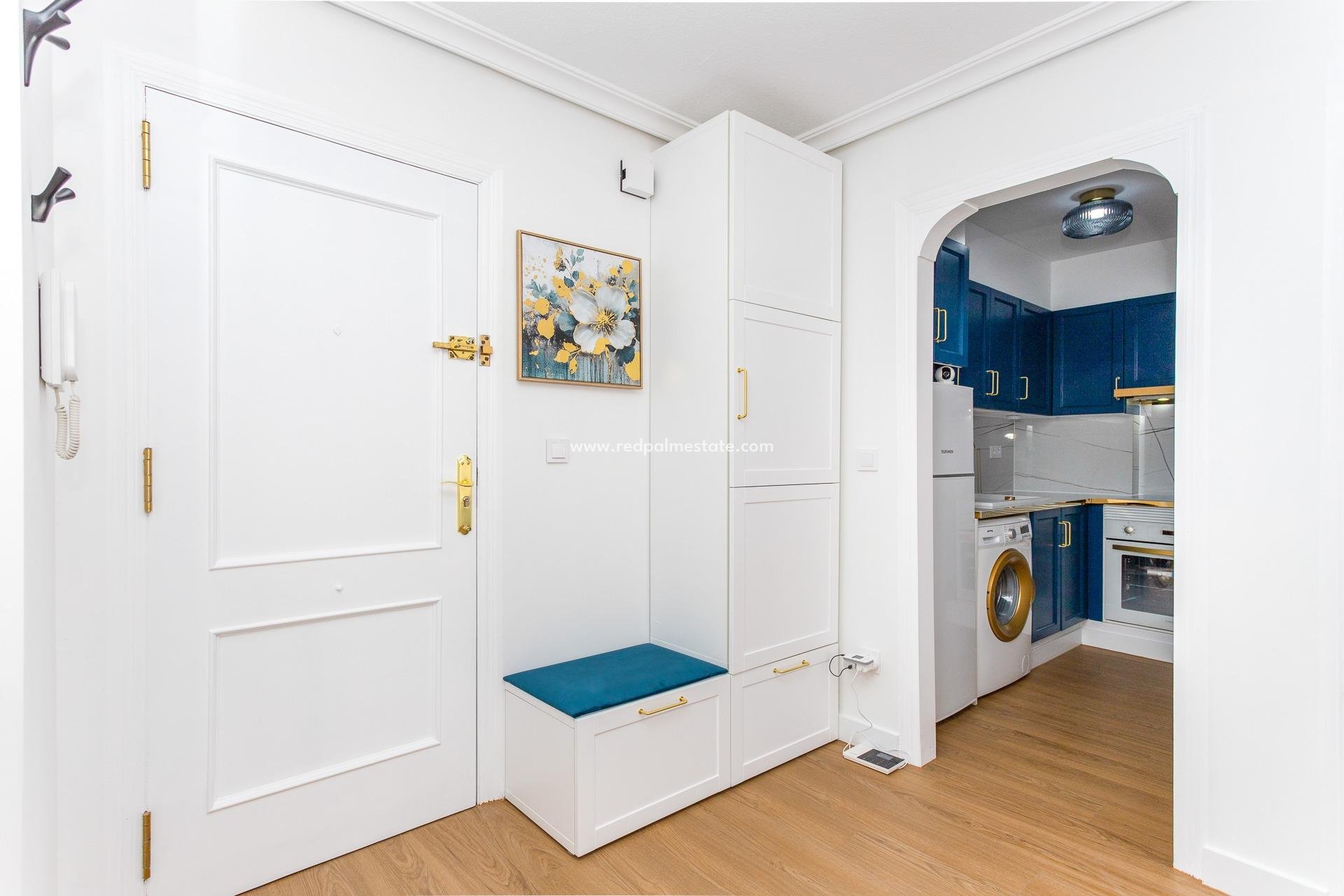 Reventa - Apartmentos -
Torrevieja - Centro Torrevieja