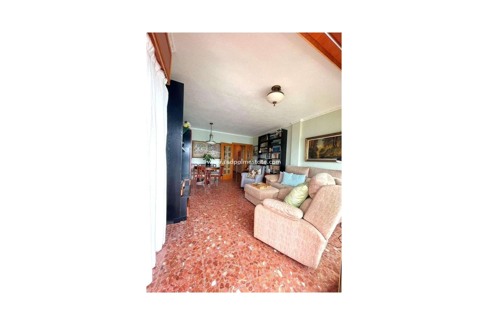 Reventa - Apartmentos -
Torrevieja - Centro Torrevieja