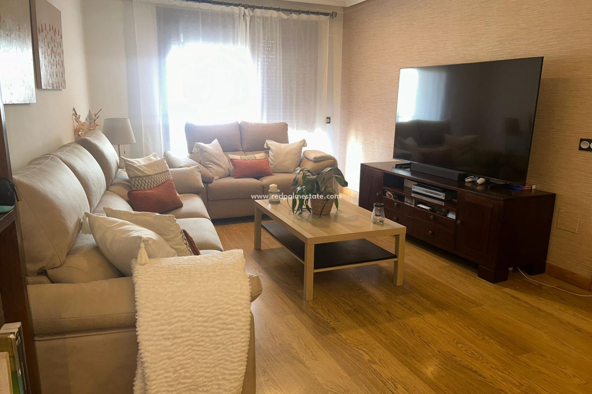 Reventa - Apartmentos -
Torrevieja - Centro