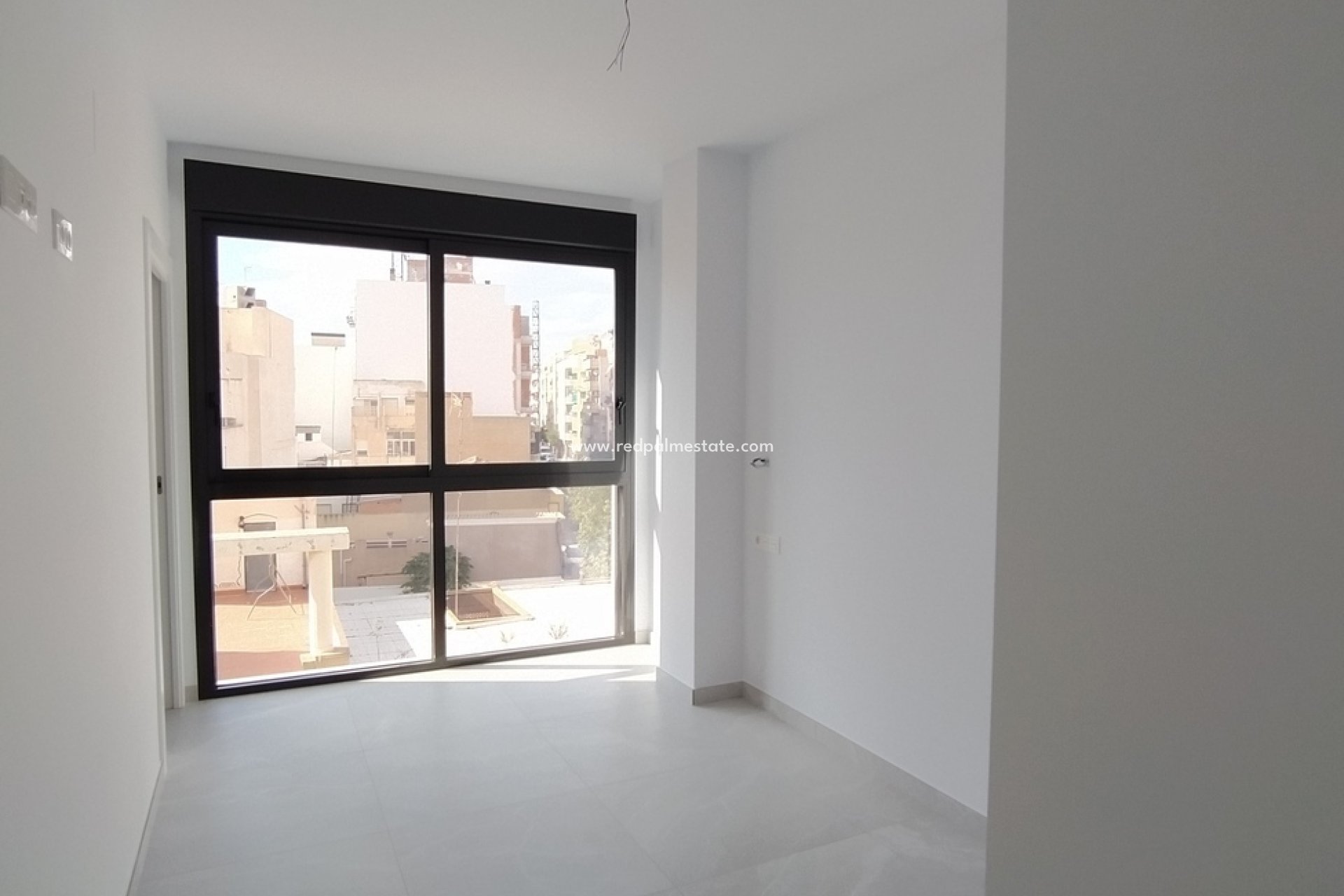 Reventa - Apartmentos -
Torrevieja - Centro