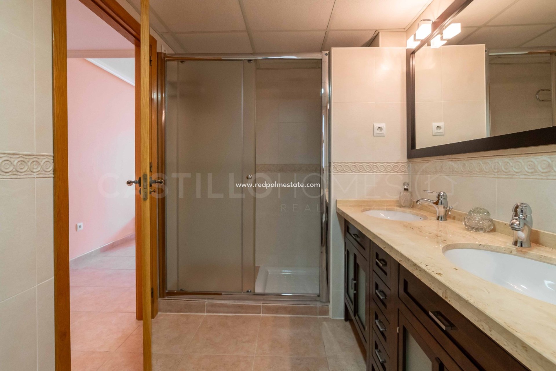 Reventa - Apartmentos -
Torrevieja - Centro