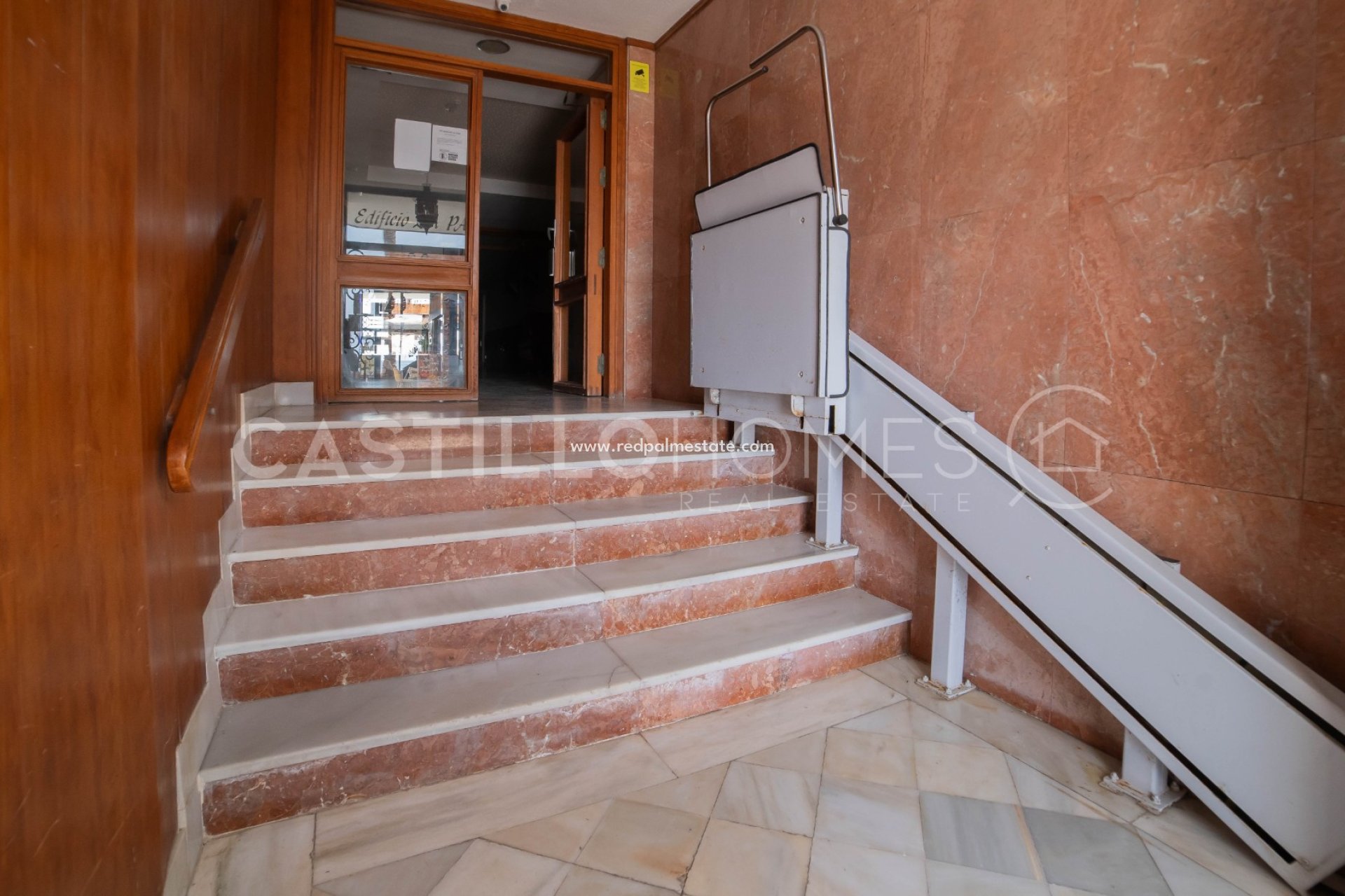 Reventa - Apartmentos -
Torrevieja - Centro