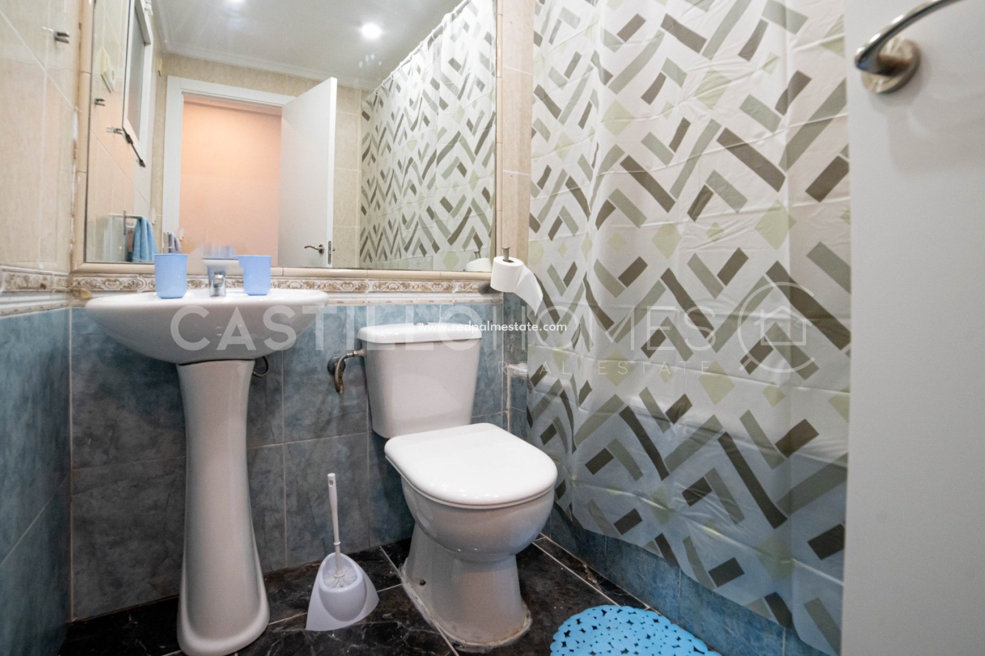 Reventa - Apartmentos -
Torrevieja - Centro