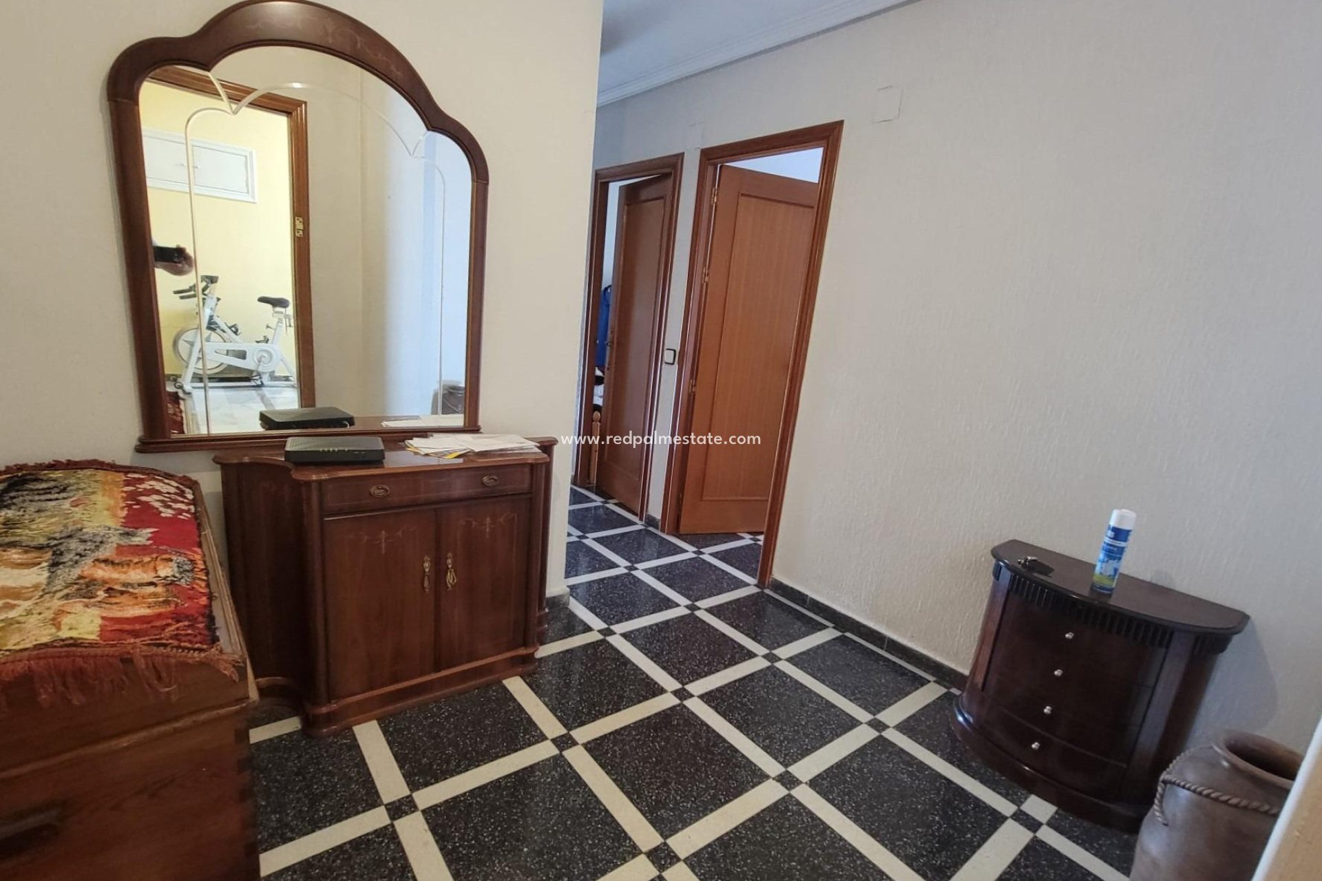 Reventa - Apartmentos -
Torrevieja - Centro