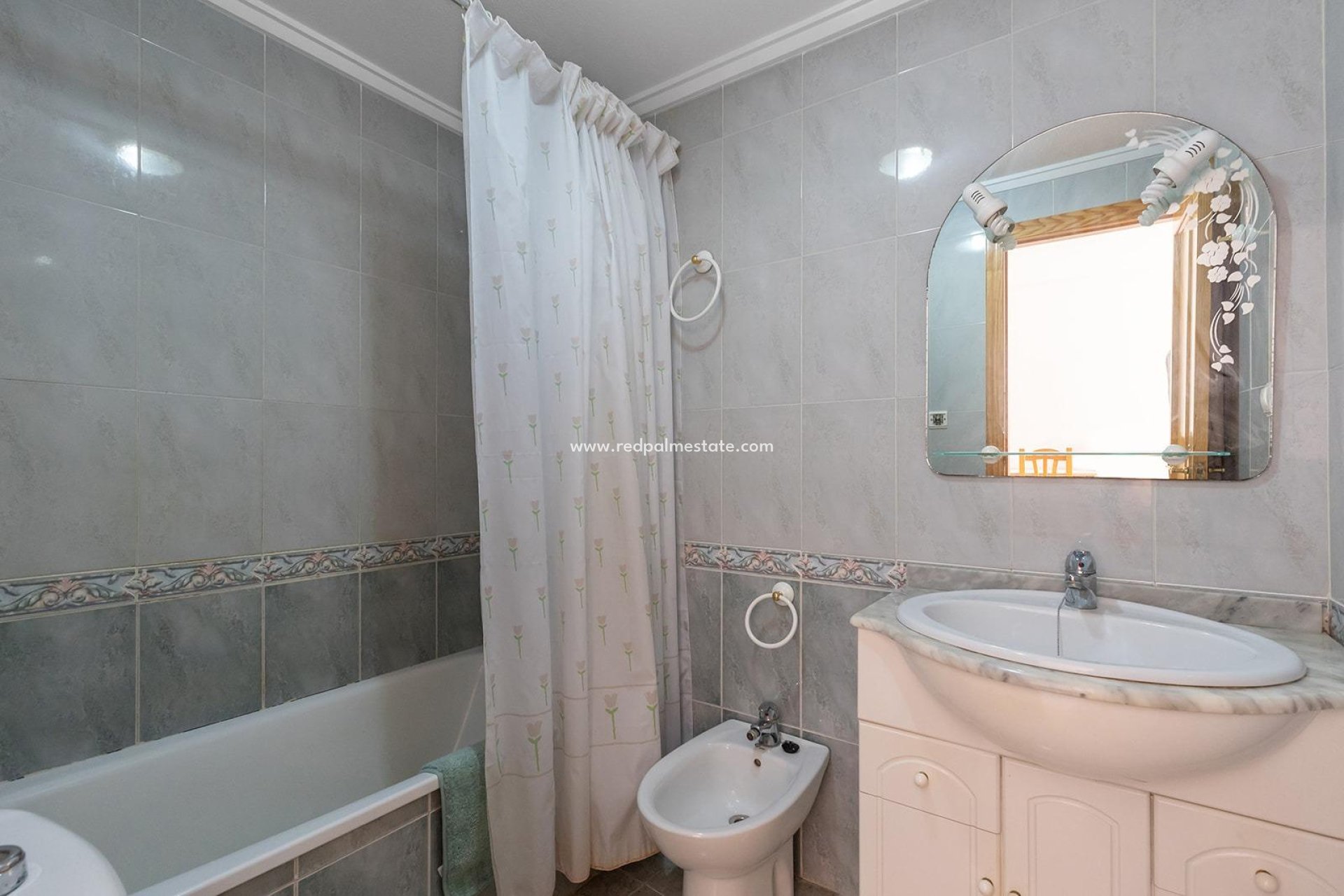 Reventa - Apartmentos -
Torrevieja - Centro