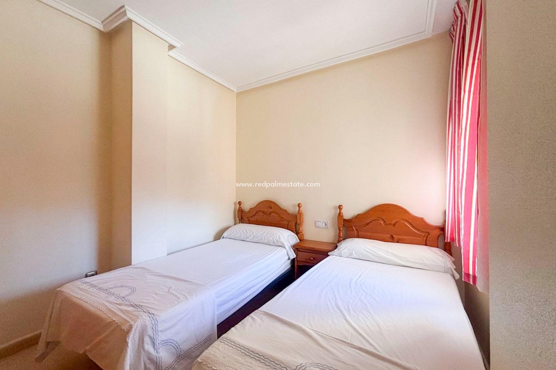 Reventa - Apartmentos -
Torrevieja - Centro