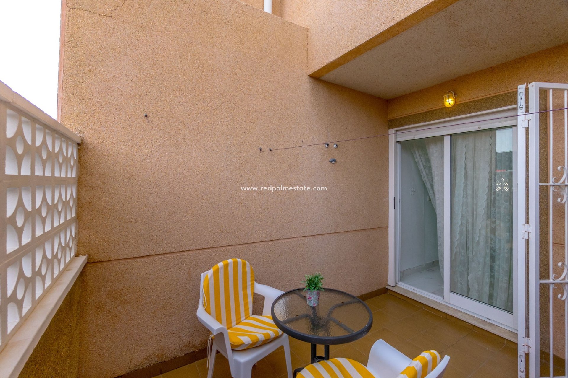 Reventa - Apartmentos -
Torrevieja - Centro