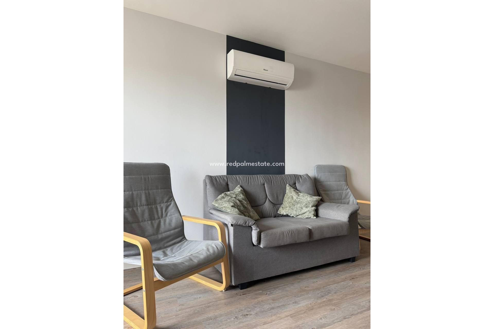 Reventa - Apartmentos -
Torrevieja - Centro