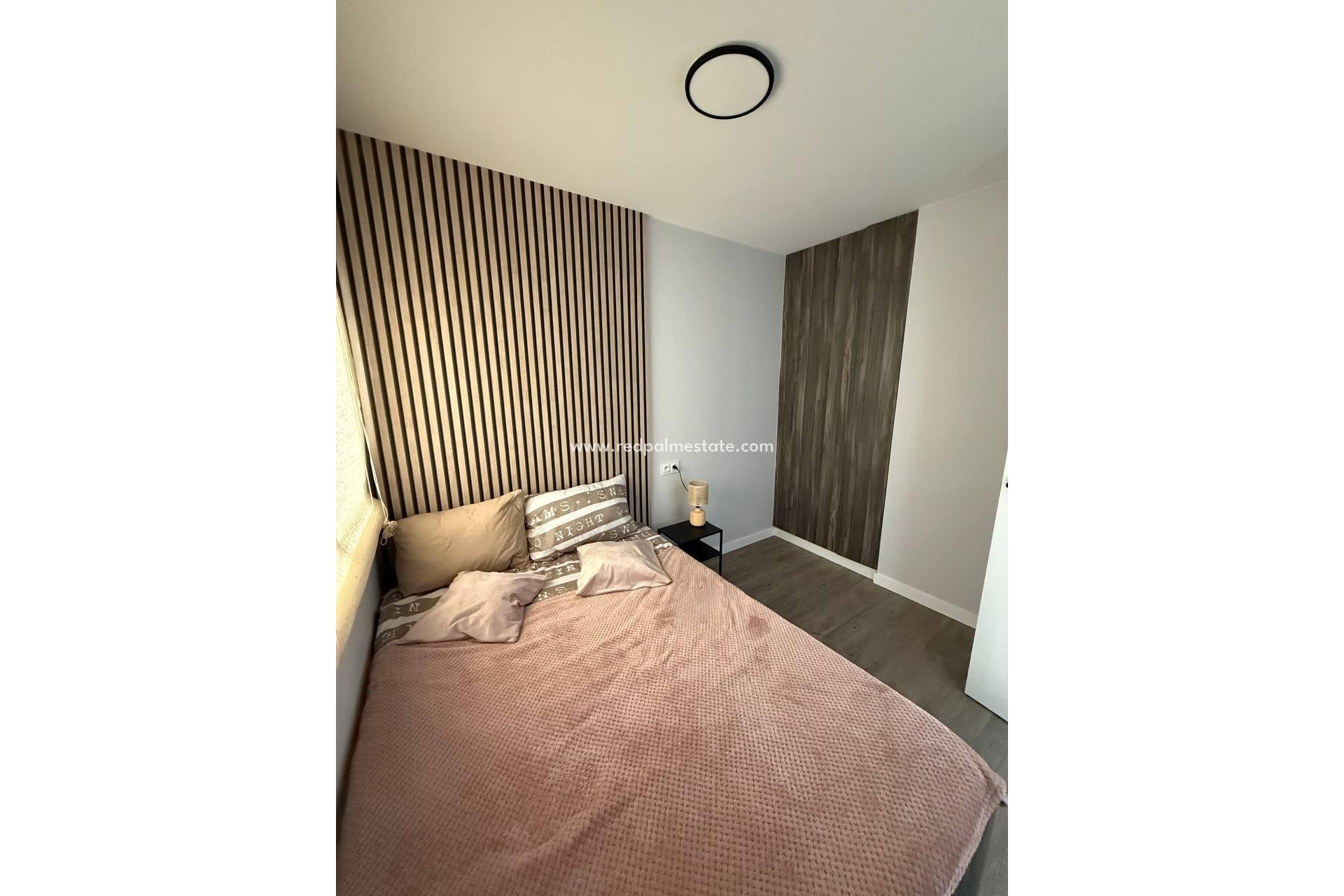 Reventa - Apartmentos -
Torrevieja - Centro