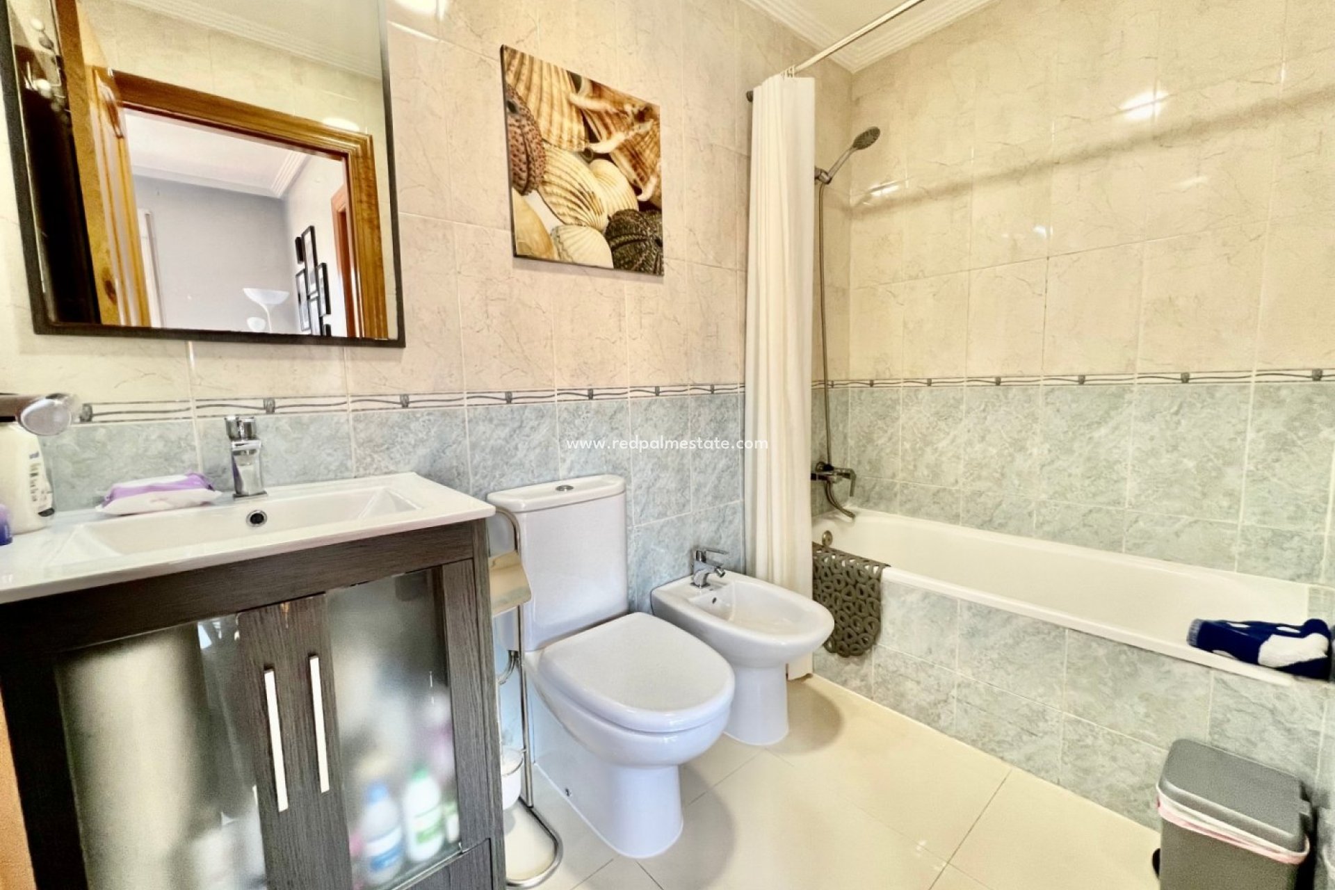 Reventa - Apartmentos -
Torrevieja - Centro